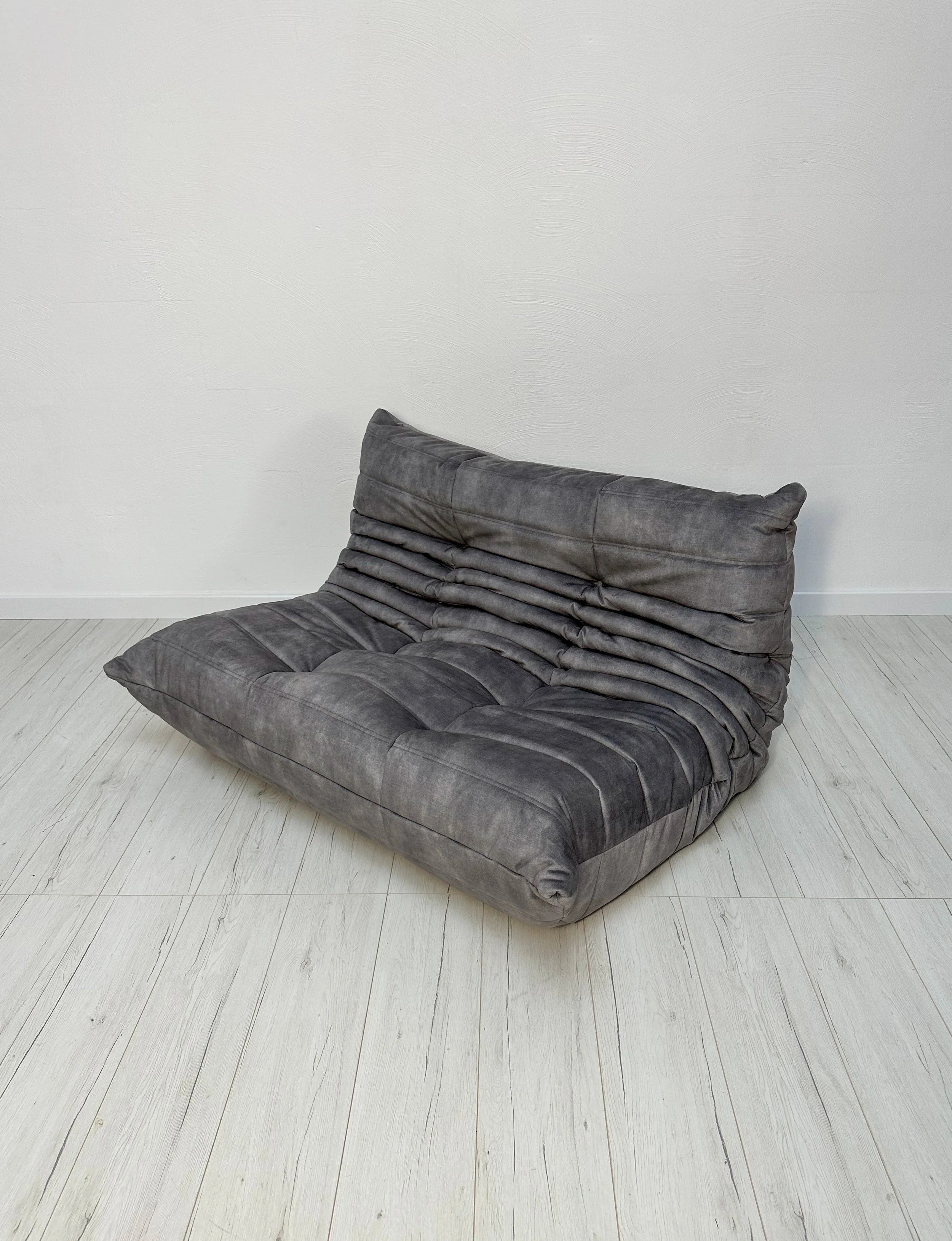 Original_Togo_Two-Seater_Sofa_by_Michel_Ducaroy_for_Ligne_Roset,_Grey_Velvet_Upholstery,_French_Modern_Design