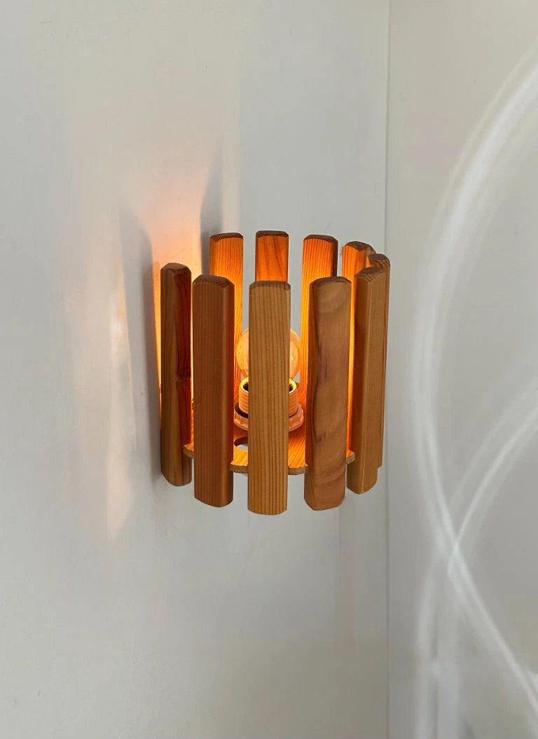 Vintage_Pine_Wood_Wall_Sconce,_Sweden_1970s