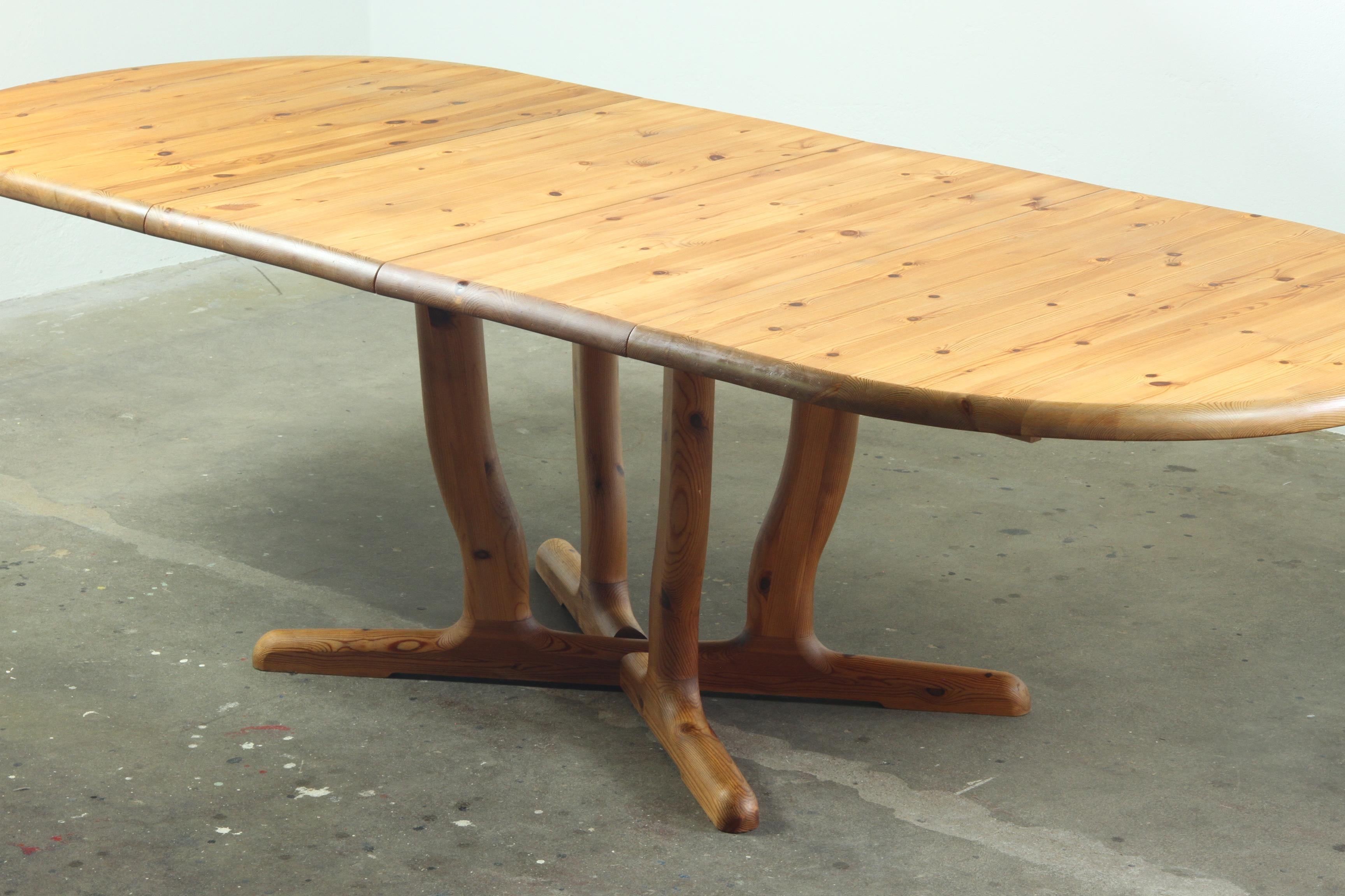 Large_Danish_Solid_Pine_Extendable_Dining_Table_Attributed_to_Dyrlund,_Daumiller_Style