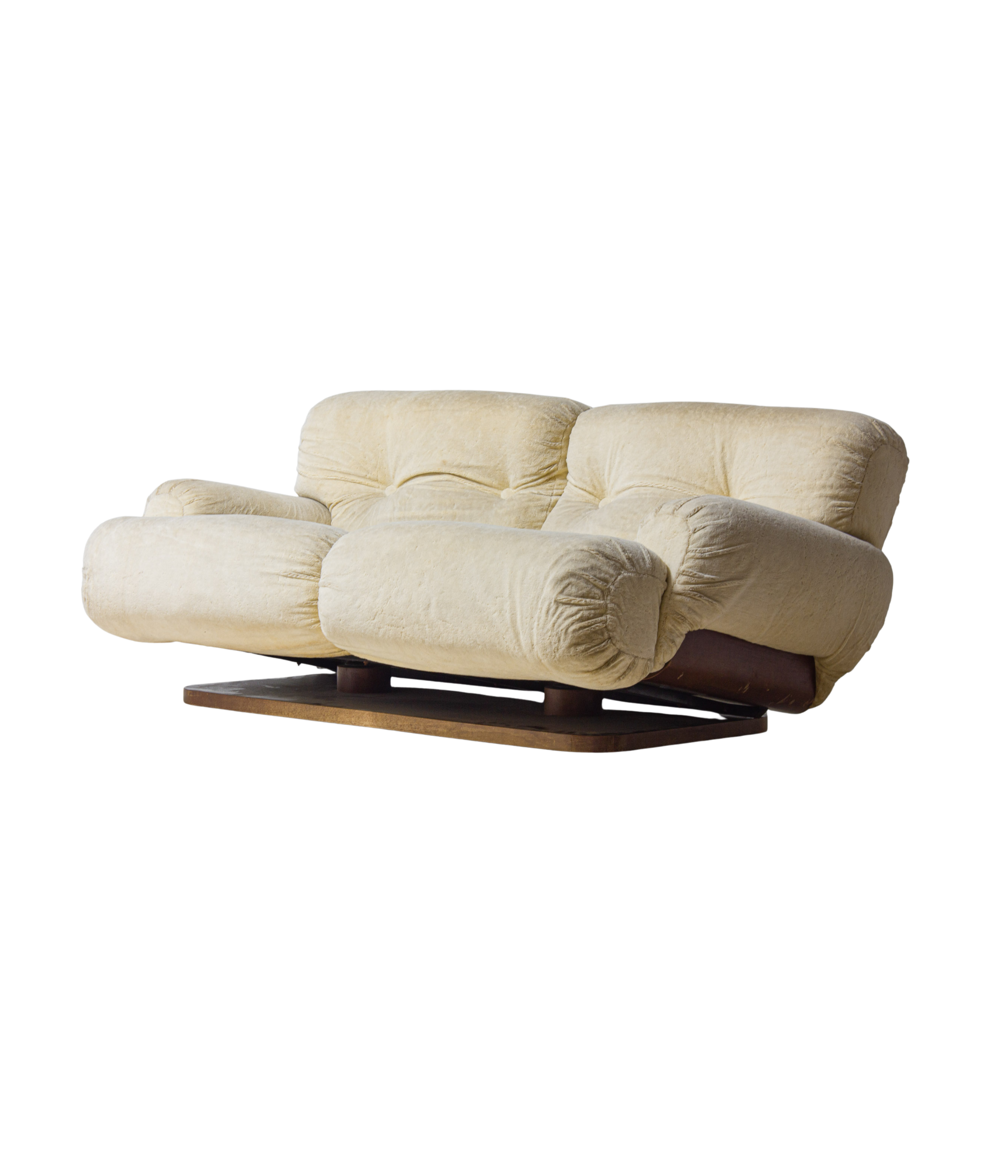 Vintage_Reclining_Italian_Two_Seater_Plush_Sofa,_Cream_Lounge_Sofa_with_Wooden_Base,_1970s_Mid_Century_Modern