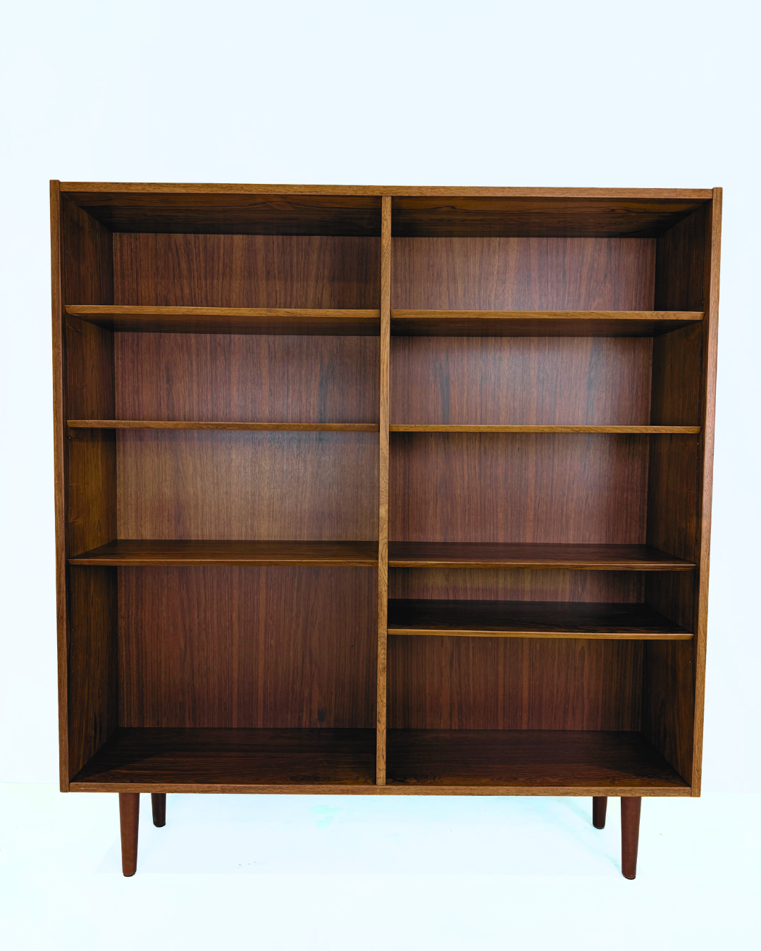 Vintage_Rosewood_Bookcase_by_Poul_Hundevad,_Denmark,_1960s