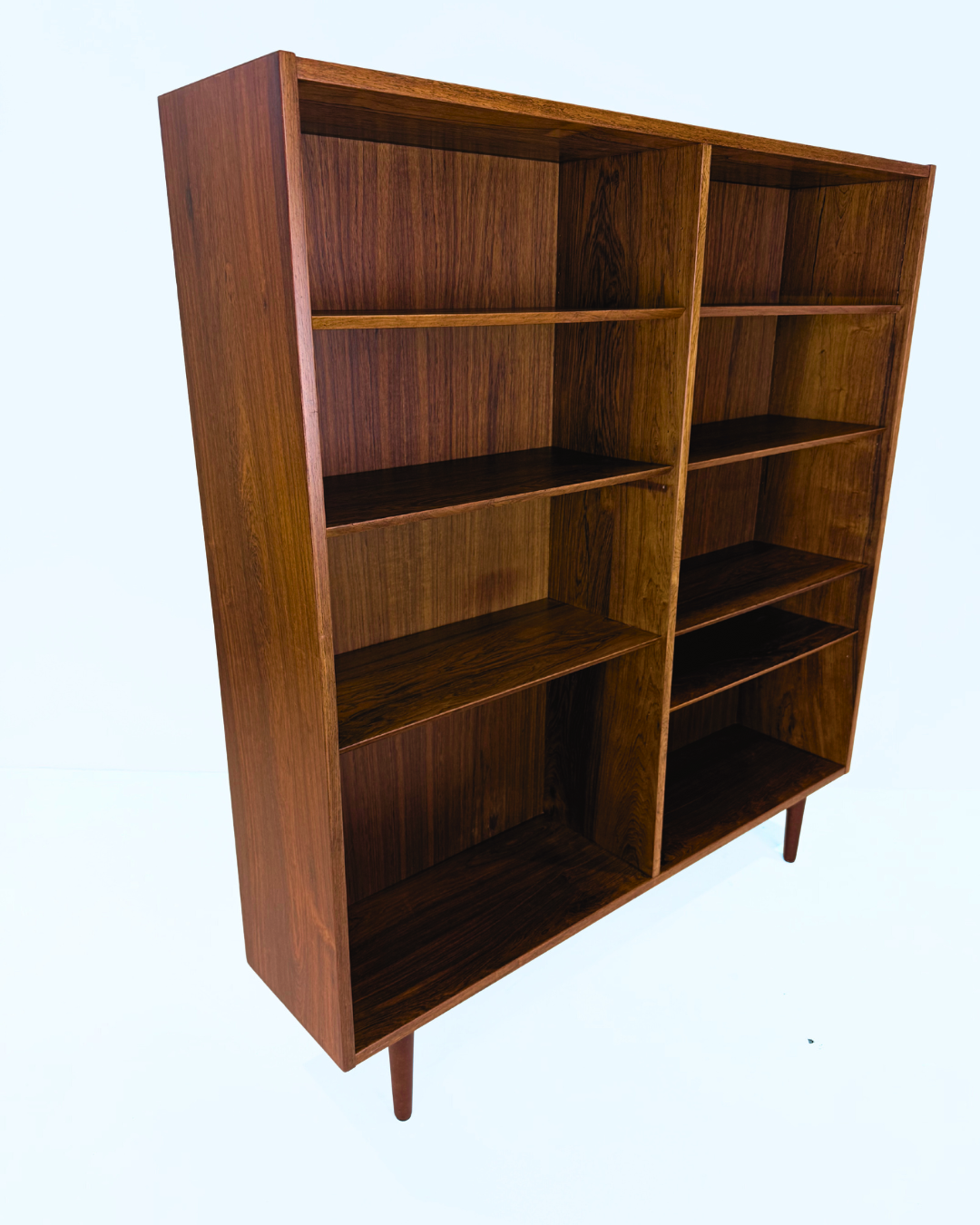 Vintage_Rosewood_Bookcase_by_Poul_Hundevad,_Denmark,_1960s