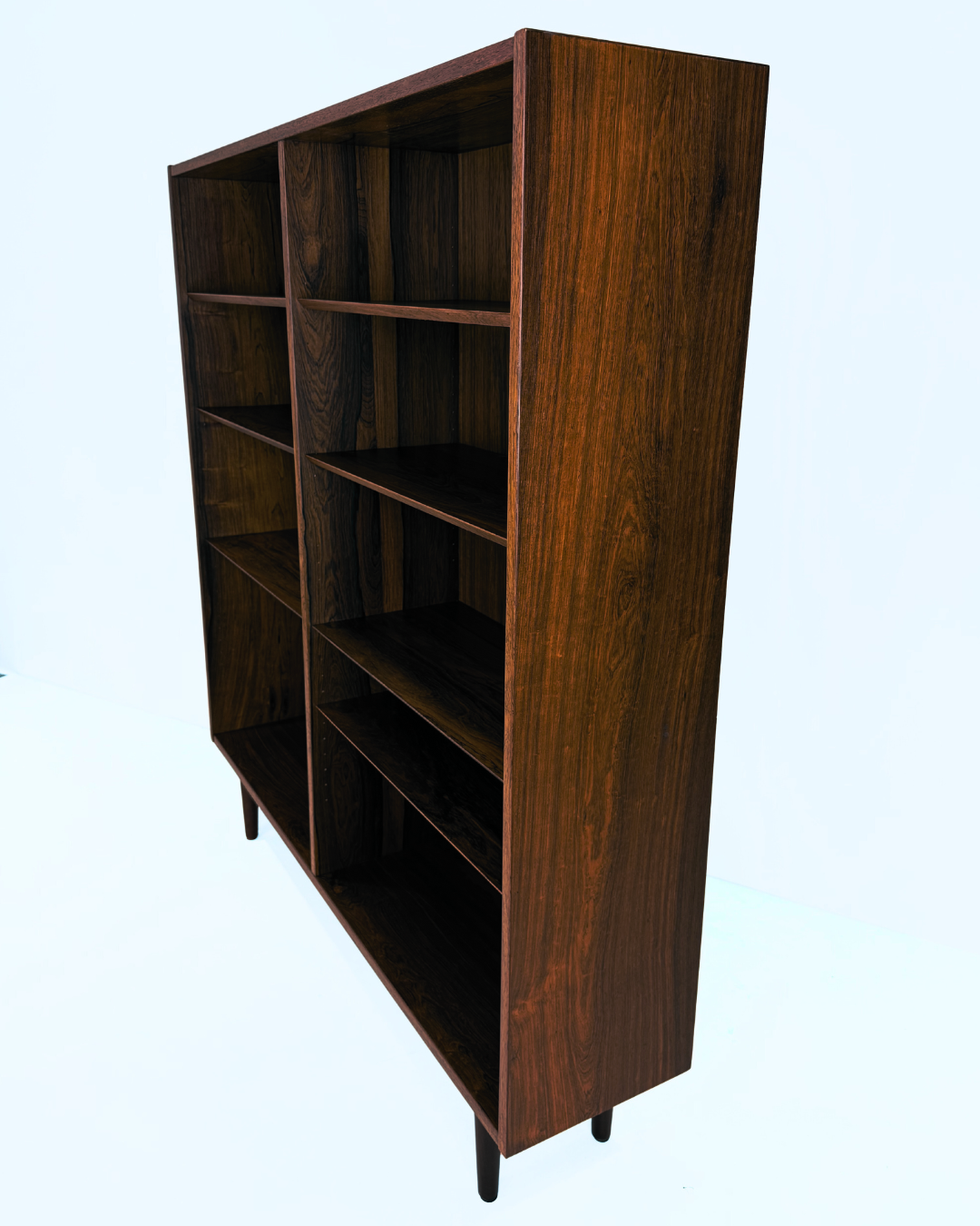 Vintage_Rosewood_Bookcase_by_Poul_Hundevad,_Denmark,_1960s