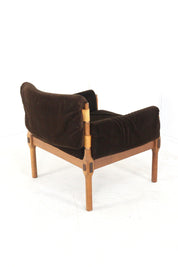 Scandinavian_Safari_Lounge_Armchair_in_Corduroy,_1960s–70s