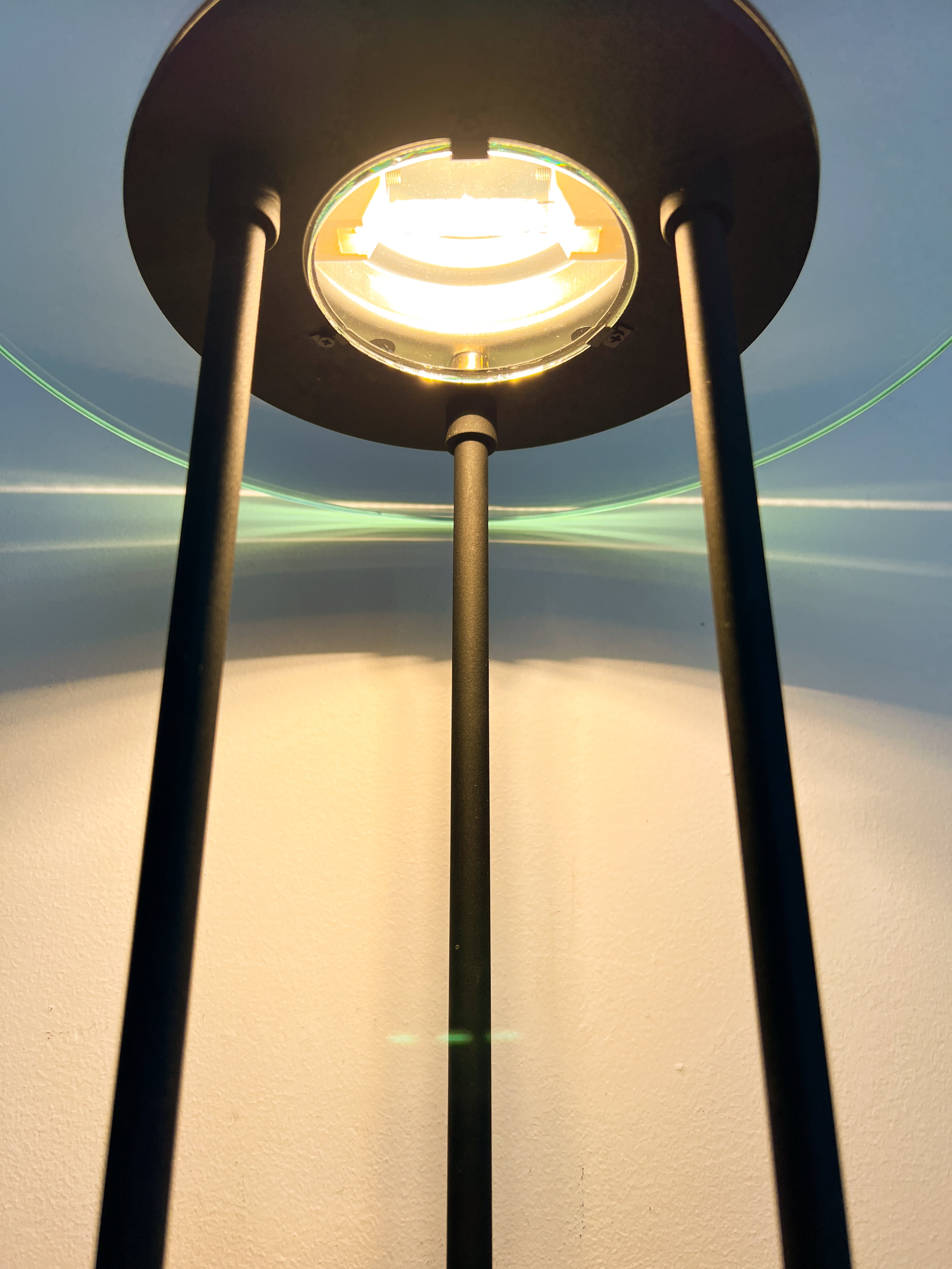 Space_Age_Saturn_Desk_Lamp_by_Robert_Sonneman_for_George_Kovacs,_1980s