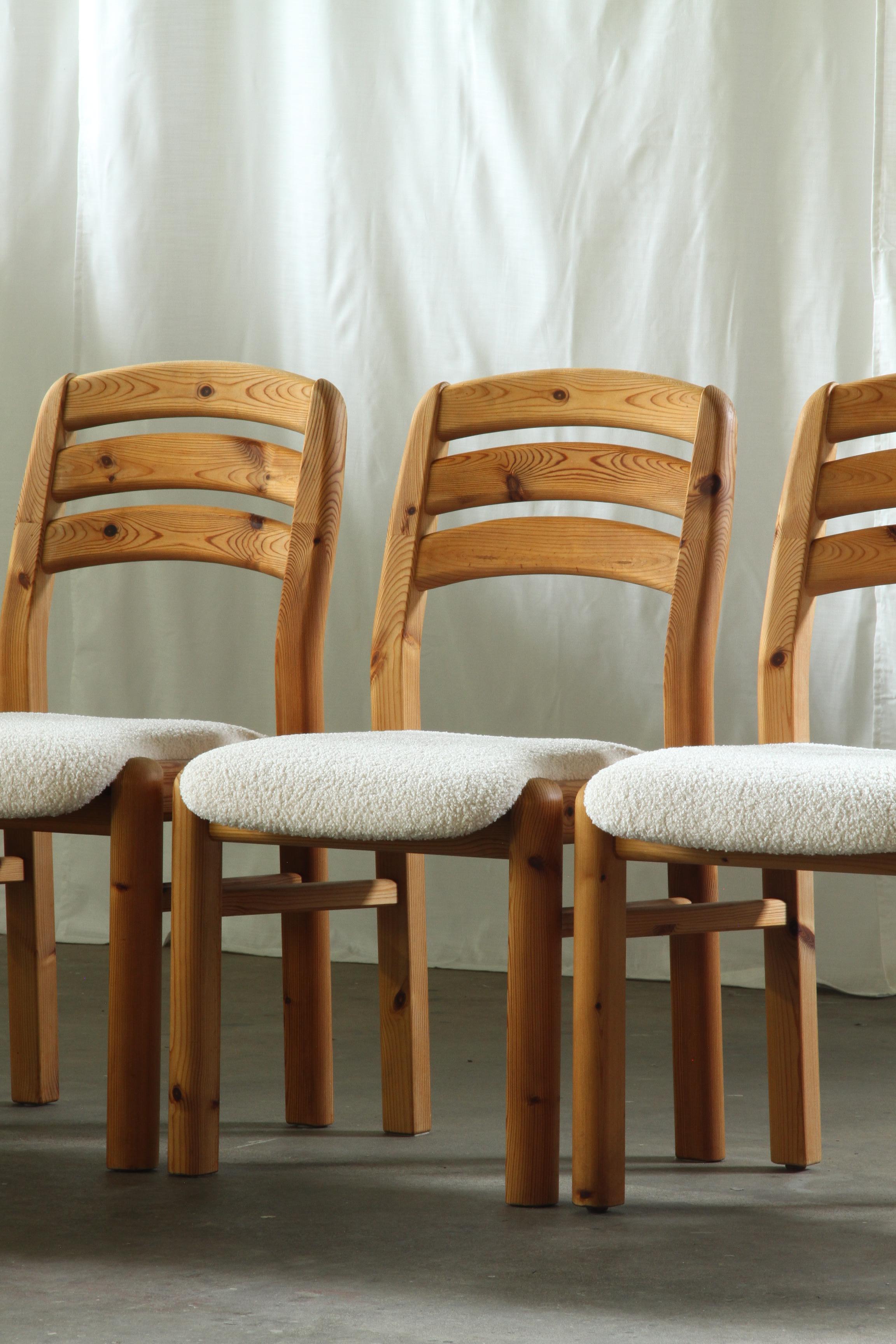 Set_of_12_Danish_Solid_Pine_Dining_Chairs_by_Dyrlund_with_New_Bouclé_Upholstery,_1970s-1980s