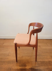 Set_of_4_vintage_dining_chairs_by_Johannes_Andersen_for_Uldum