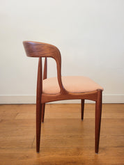 Set_of_4_vintage_dining_chairs_by_Johannes_Andersen_for_Uldum