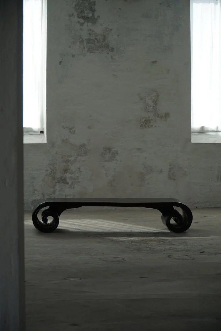 Vintage_Shanxi_Province,_Low_Console_Table_/_Bench_in_Elm_Wood_with_Scroll_Legs