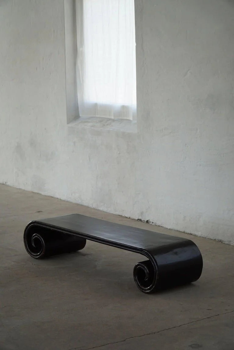 Vintage_Shanxi_Province,_Low_Console_Table_/_Bench_in_Elm_Wood_with_Scroll_Legs