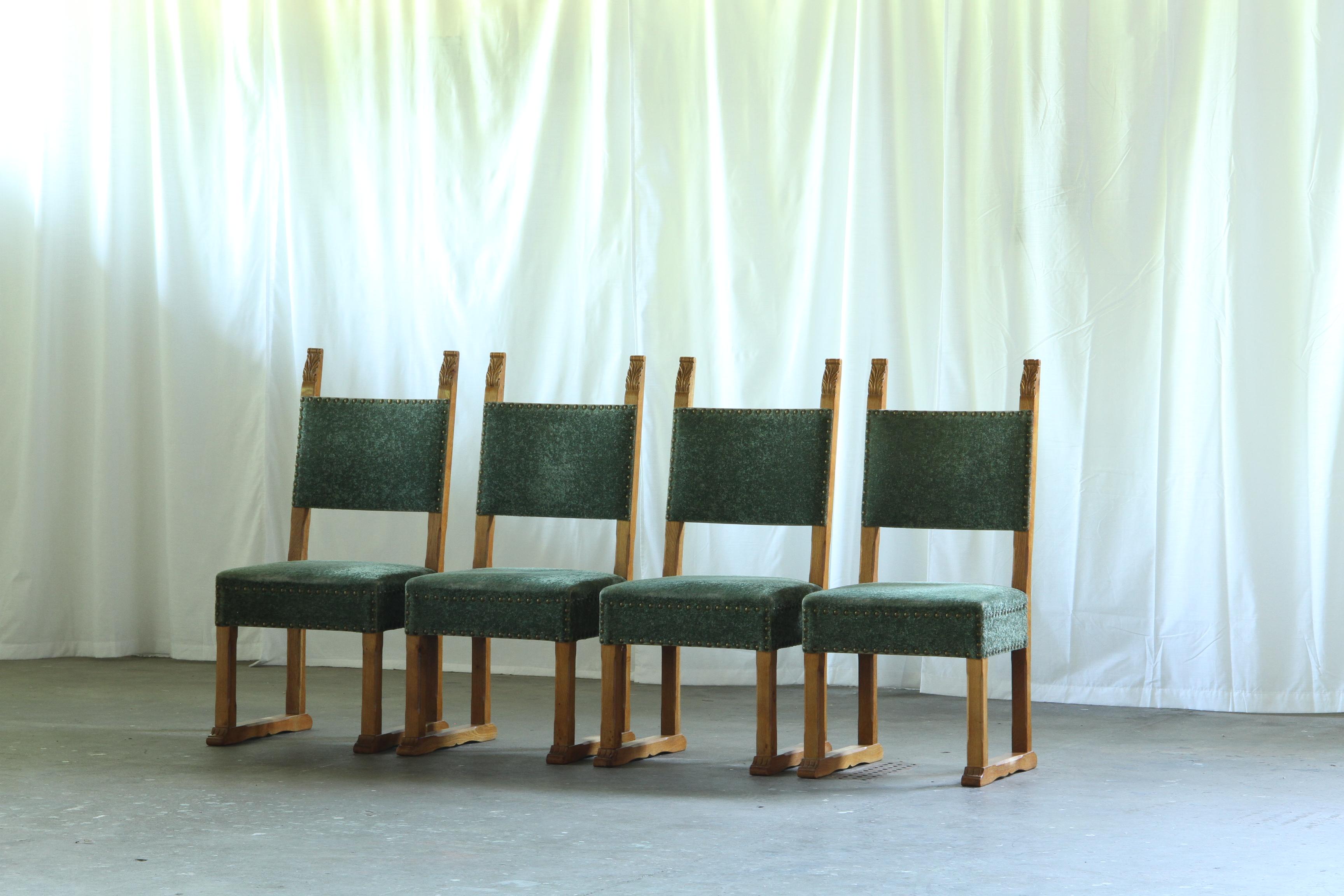 Set_of_4_Danish_Brutalist_Solid_Oak_Dining_Chairs_with_Tall_Backs_and_Original_Upholstery,_1950s