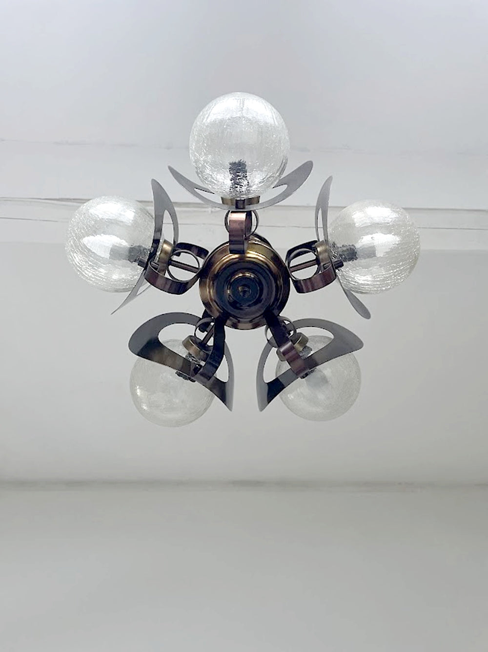 Vintage_Space_Age_Yugoslavian_Chandelier_with_tri-tone