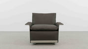 Vitsœ_620_Seating_Set_by_Dieter_Rams,_2-Seater_Sofa_and_Armchair,_Germany,_1960s