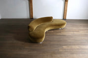 Vladimir_Kagan_serpentine_sofa_in_velvet_for_Directional_USA_1999