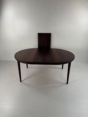 VV_Møbler_Extendable_Dining_Table,_Denmark,_1960s