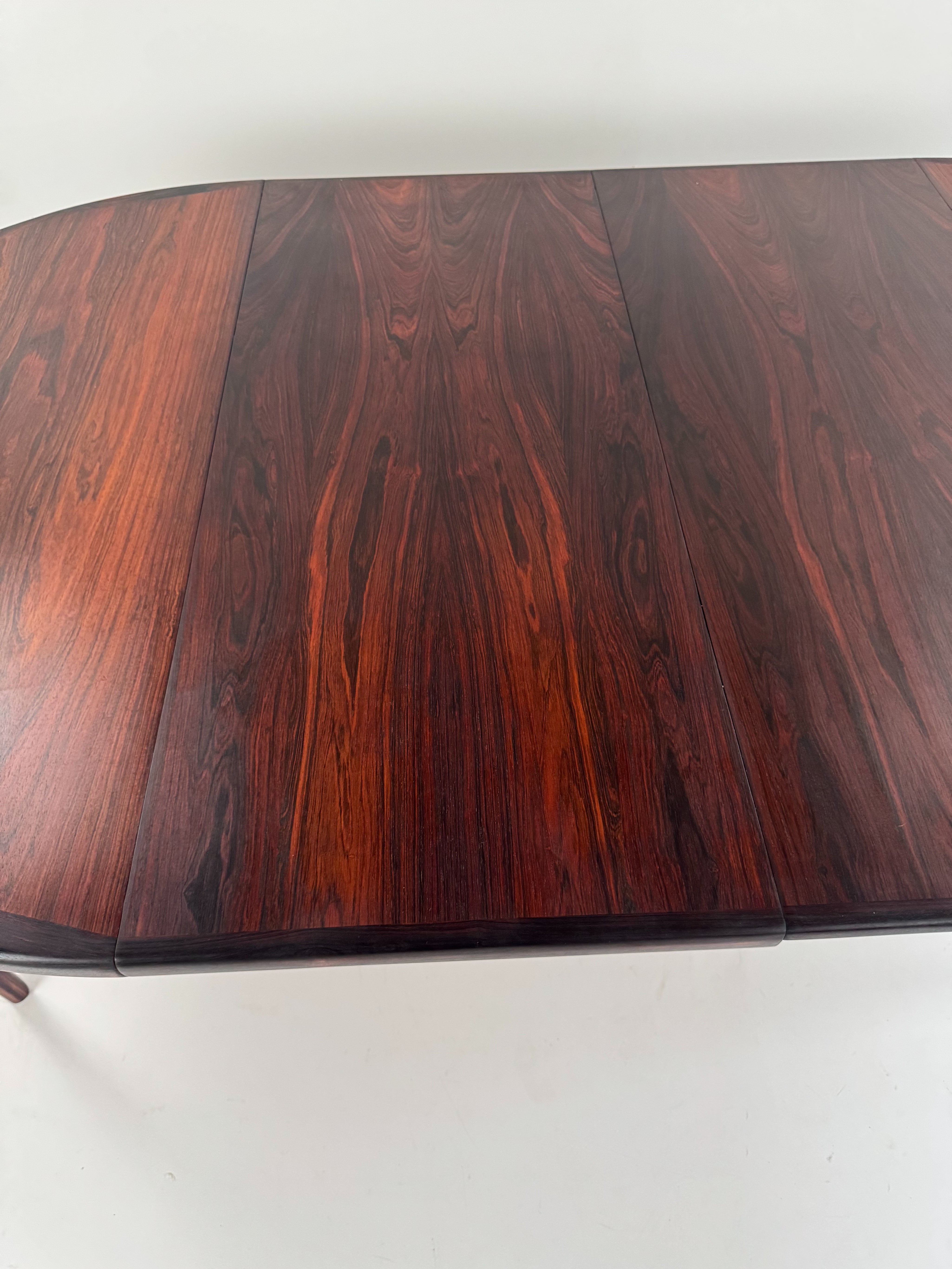VV_Møbler_Extendable_Dining_Table,_Denmark,_1960s