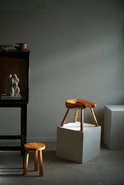 Wabi_Sabi_Stool_in_Solid_Pine,_1950s