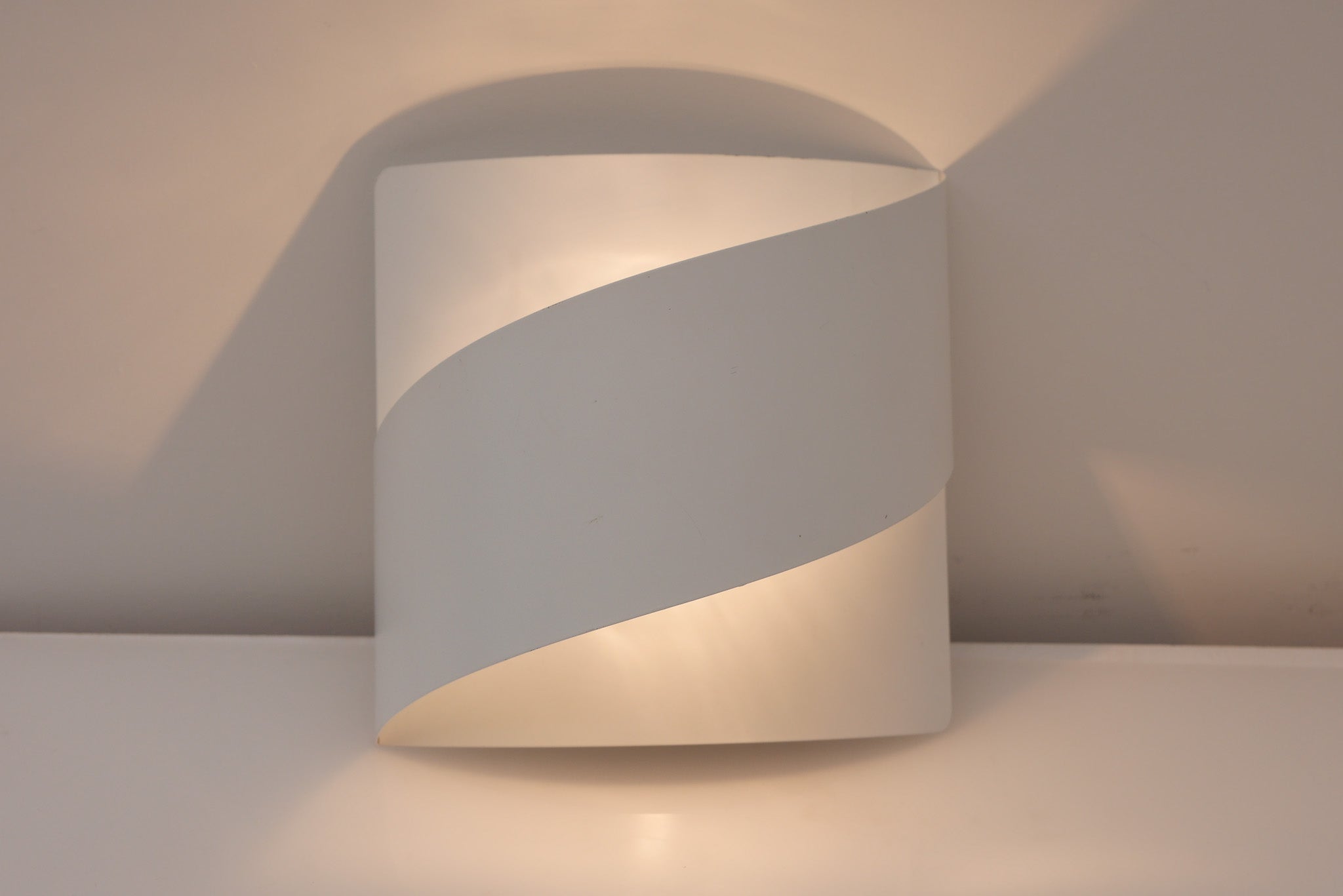 ‘Band’_Wall_Lamp_by_Peter_Celsing_for_Falkenbergs_Belysning,_Sweden_1960s