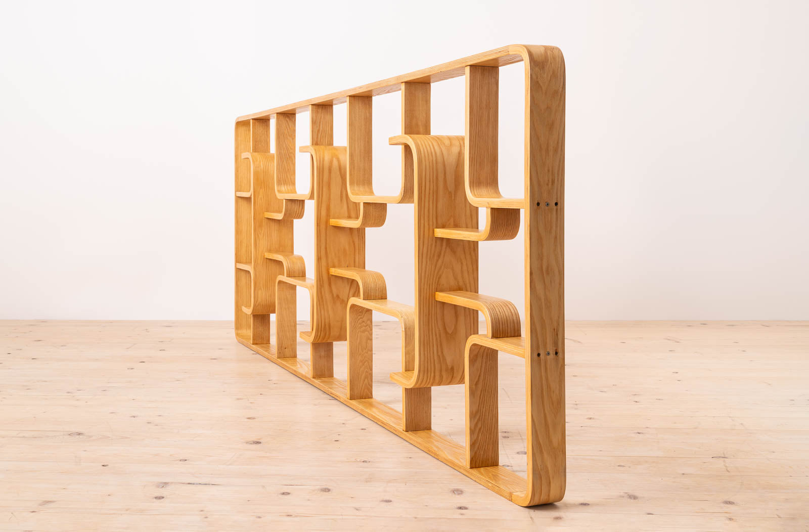 Ludvik_Volak_Ash_Veneer_Wall_Unit_for_Drevopodnik_Holesov,_1960s