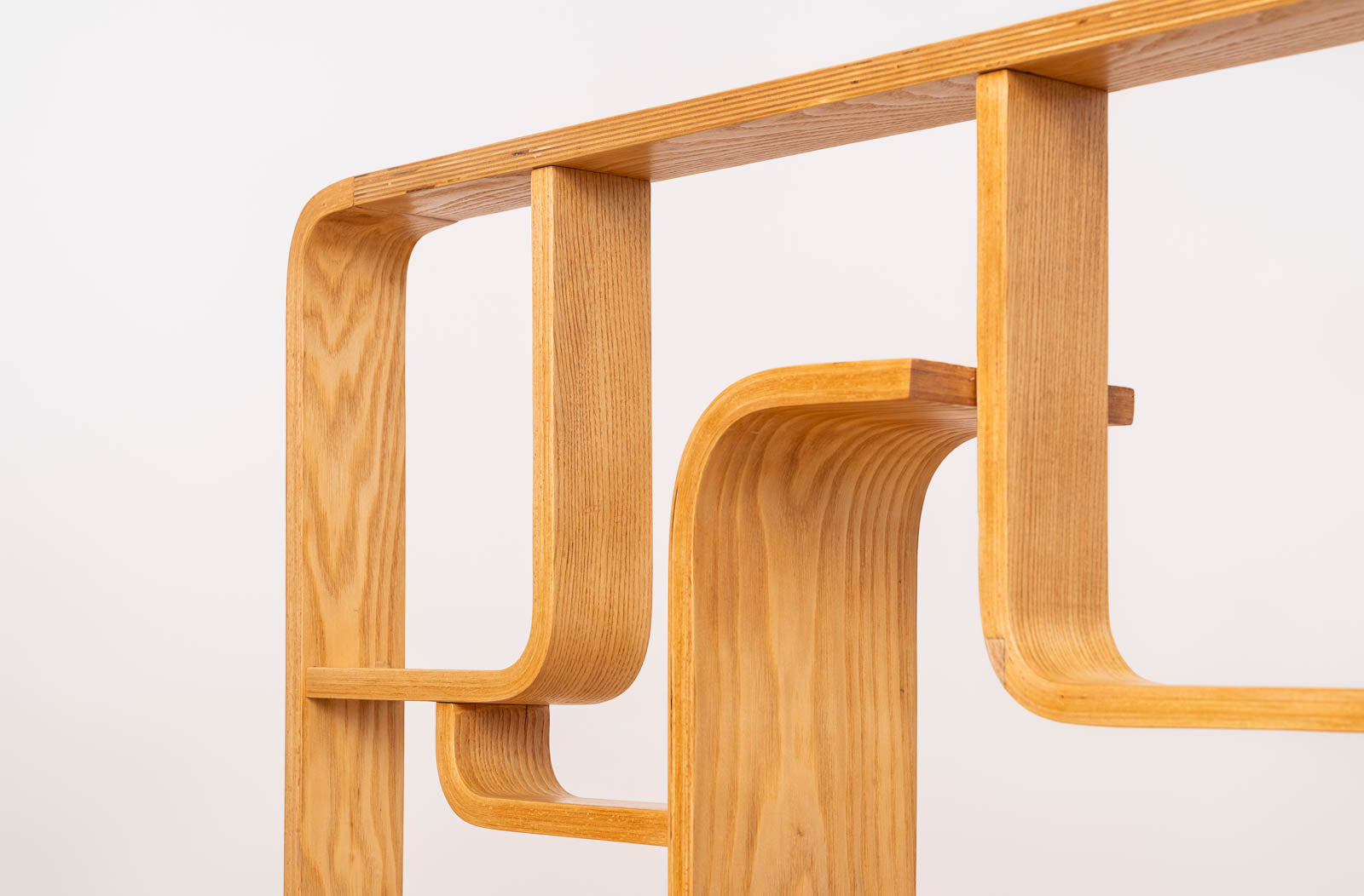 Ludvik_Volak_Ash_Veneer_Wall_Unit_for_Drevopodnik_Holesov,_1960s