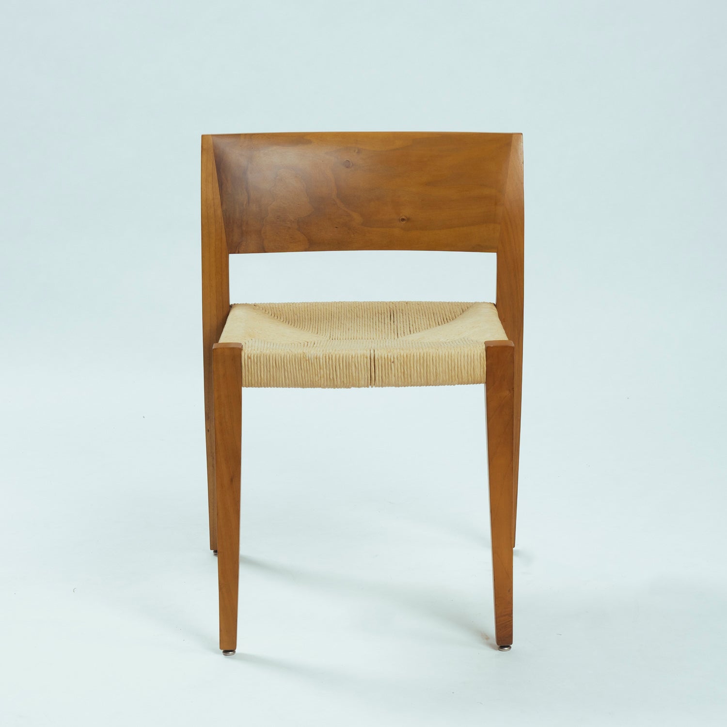 Set_of_4_Molteni_&_Co_Walnut_Dining_Chairs_with_Papercord_Seats,_Italy_1990s