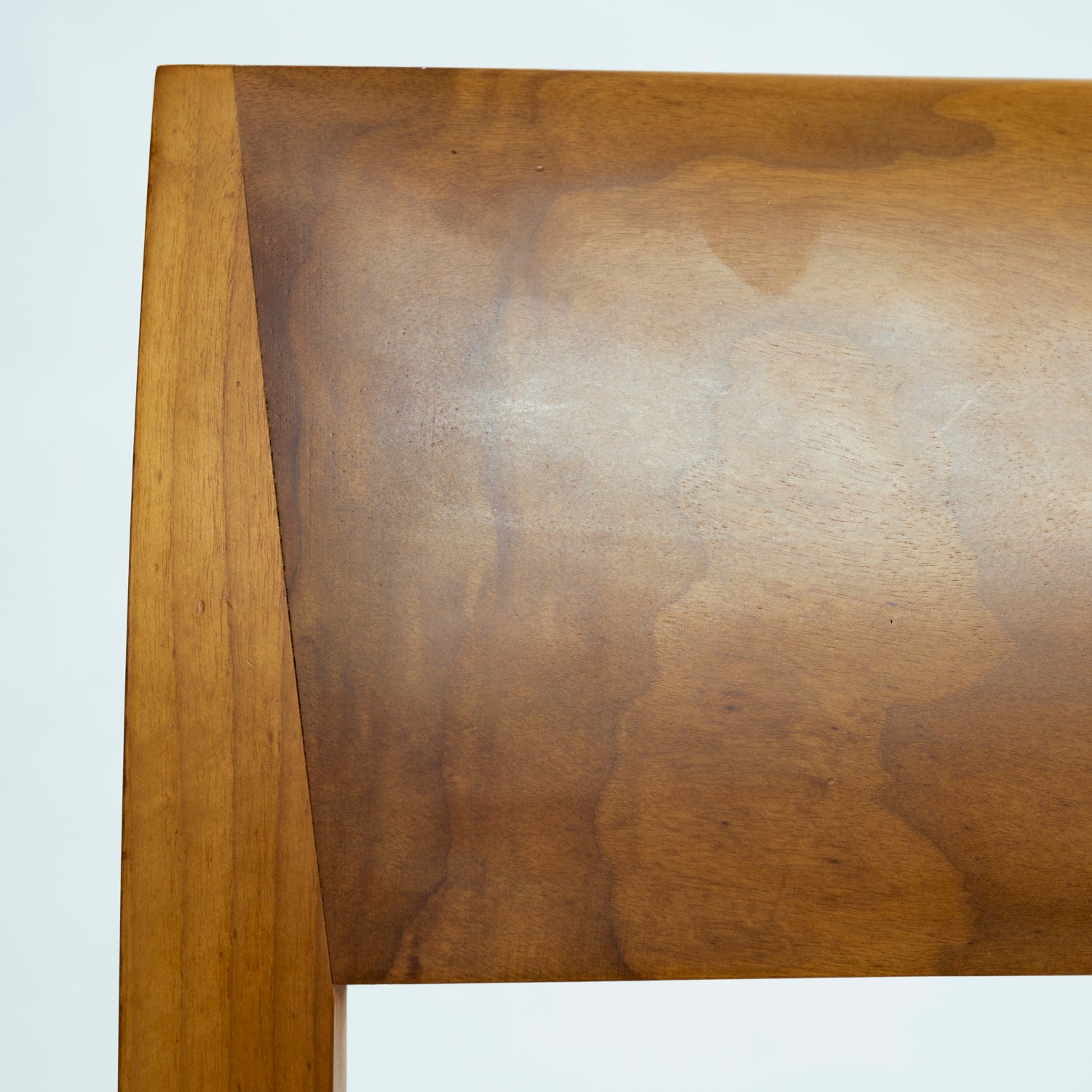 Set_of_4_Molteni_&_Co_Walnut_Dining_Chairs_with_Papercord_Seats,_Italy_1990s