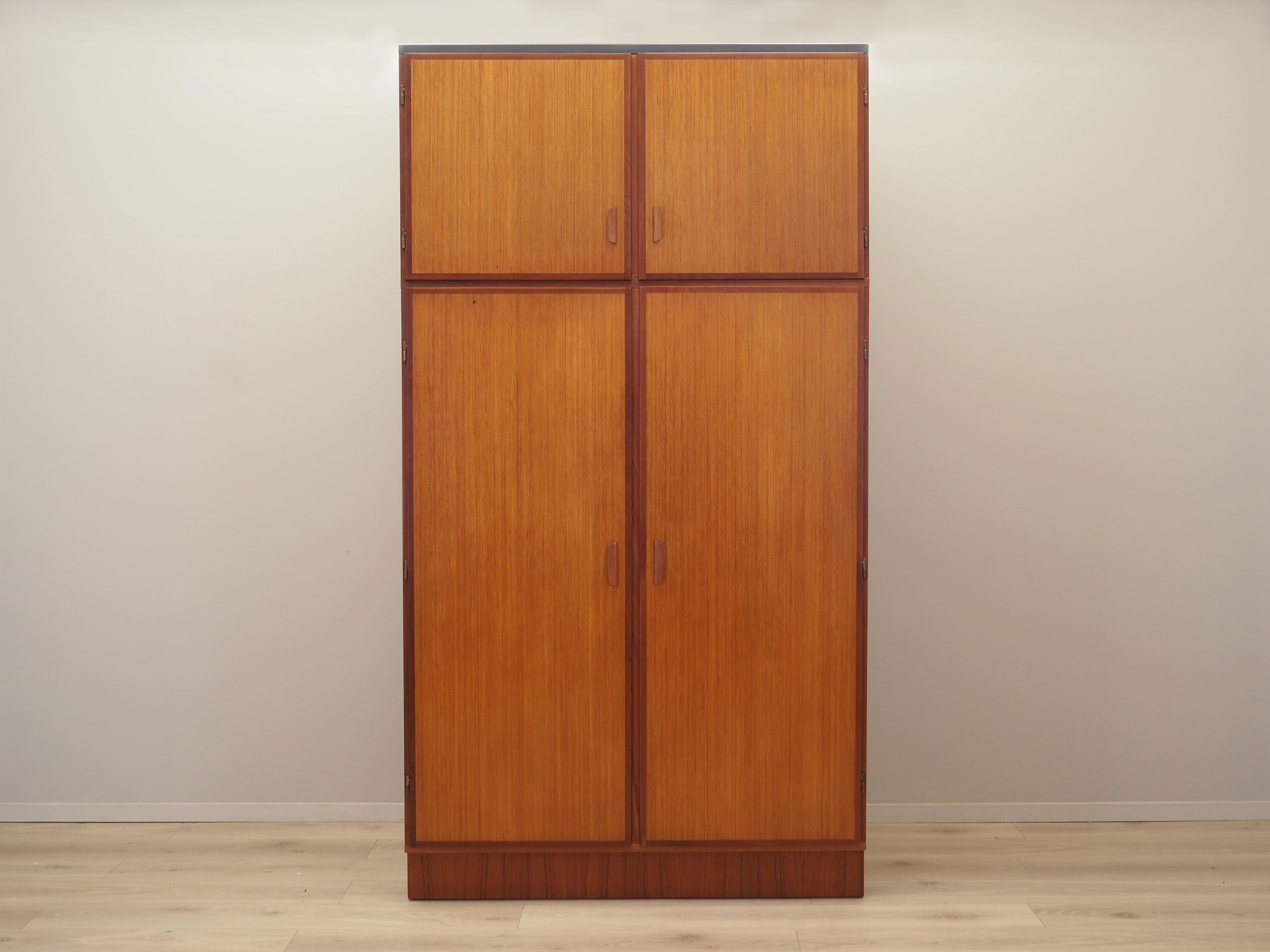 1970s_Teak_Wardrobe_by_Omann_Jun,_Denmark