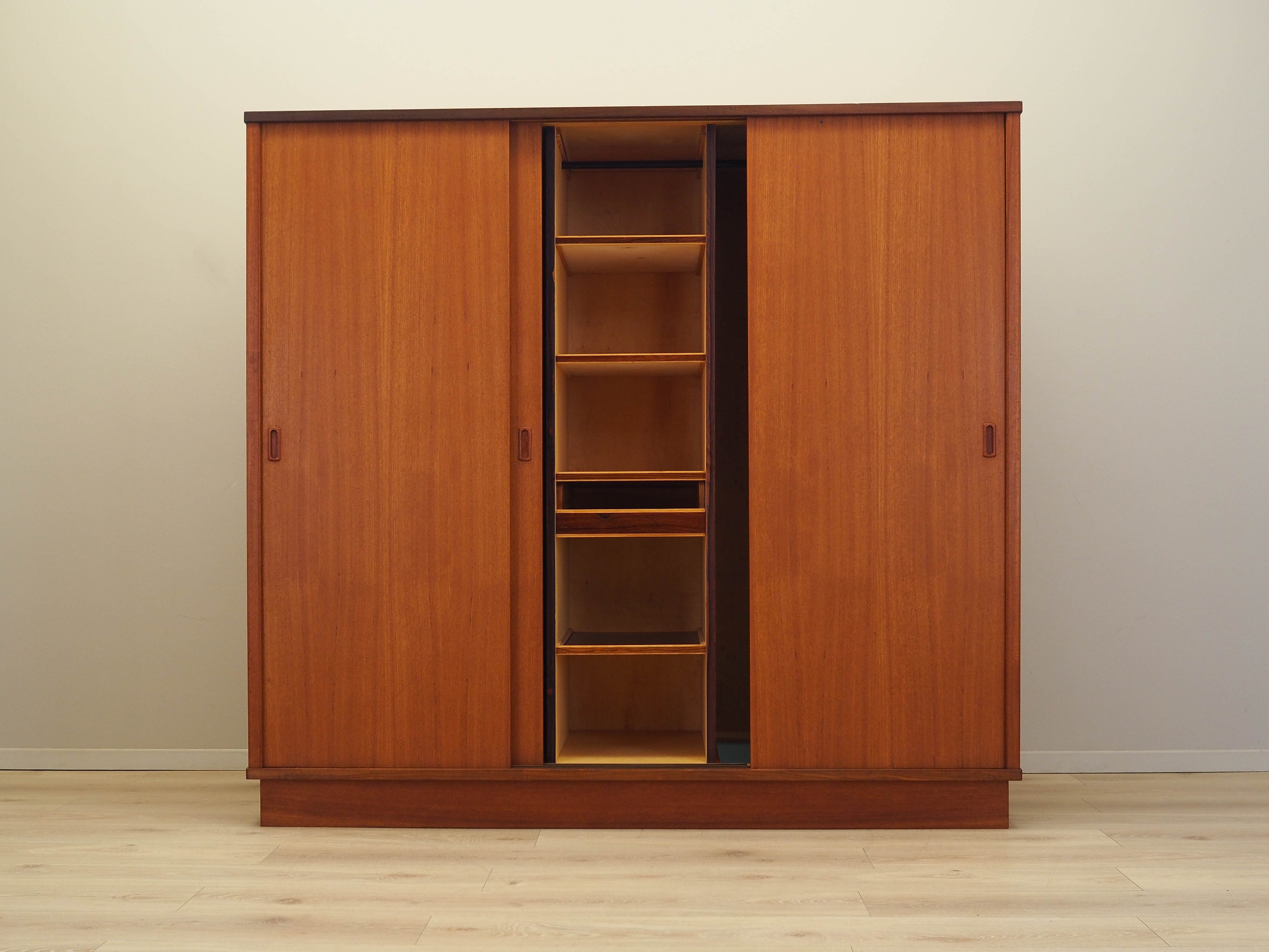 Wardrobe,_Teak_Wood,_1960s,_Denmark