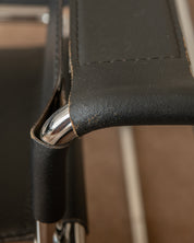 Wassily_B3_Lounge_Chair_by_Marcel_Breuer_for_Knoll_International_/_KIGA_in_Black_Leather_and_Chrome,_Italy,_1970s