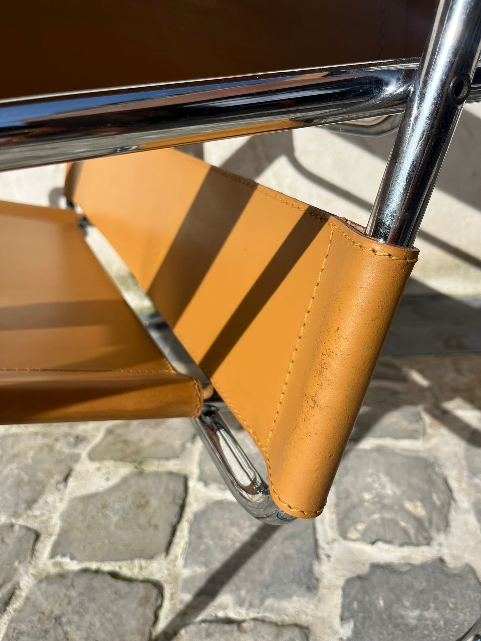 Wassily_chair_by_Marcel_Breuer_for_Dino_Gavina_from_1960s