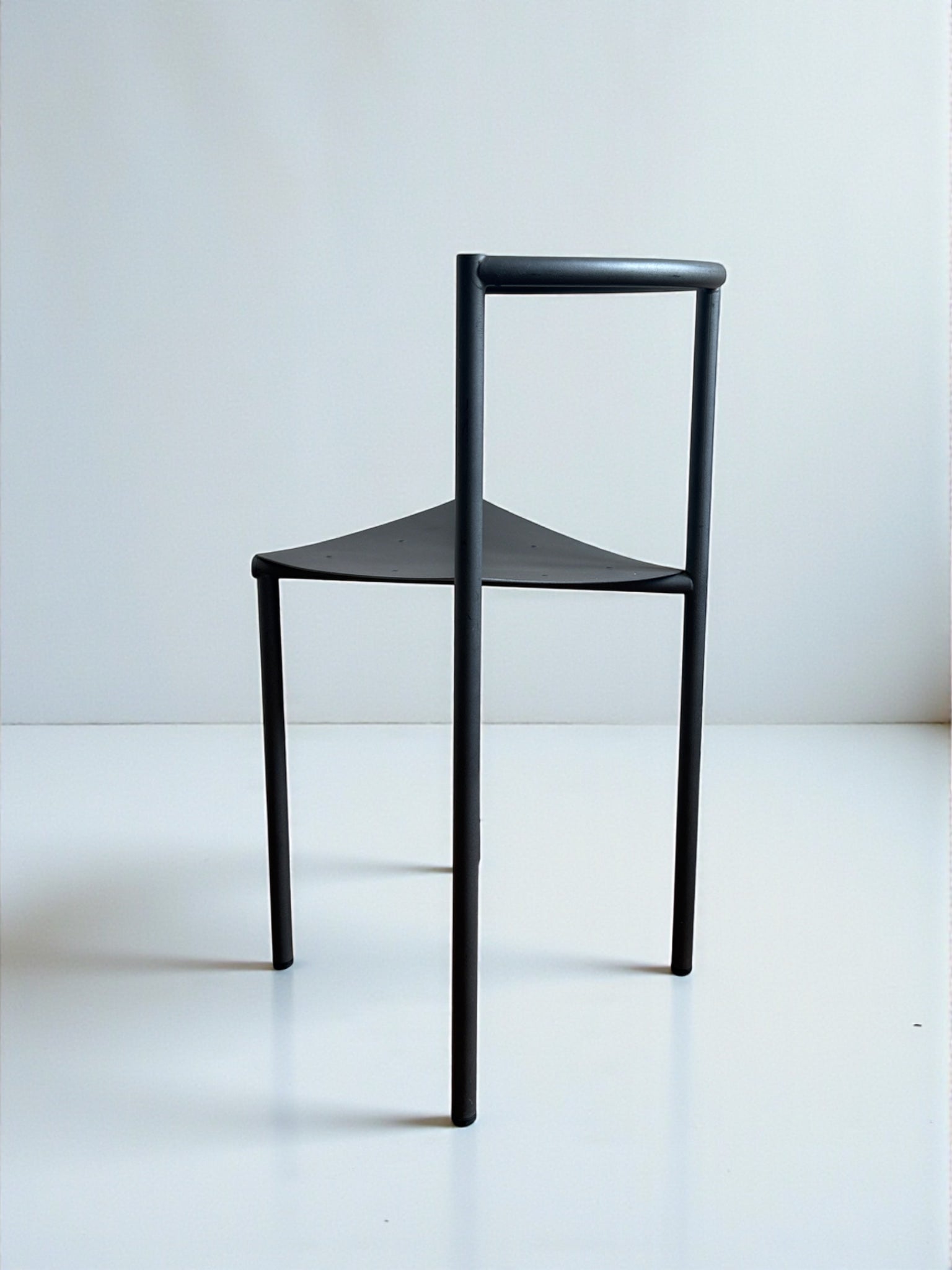 Set_of_4_Wendy_Wright_Chairs_by_Philippe_Starck_for_Disform,_1986