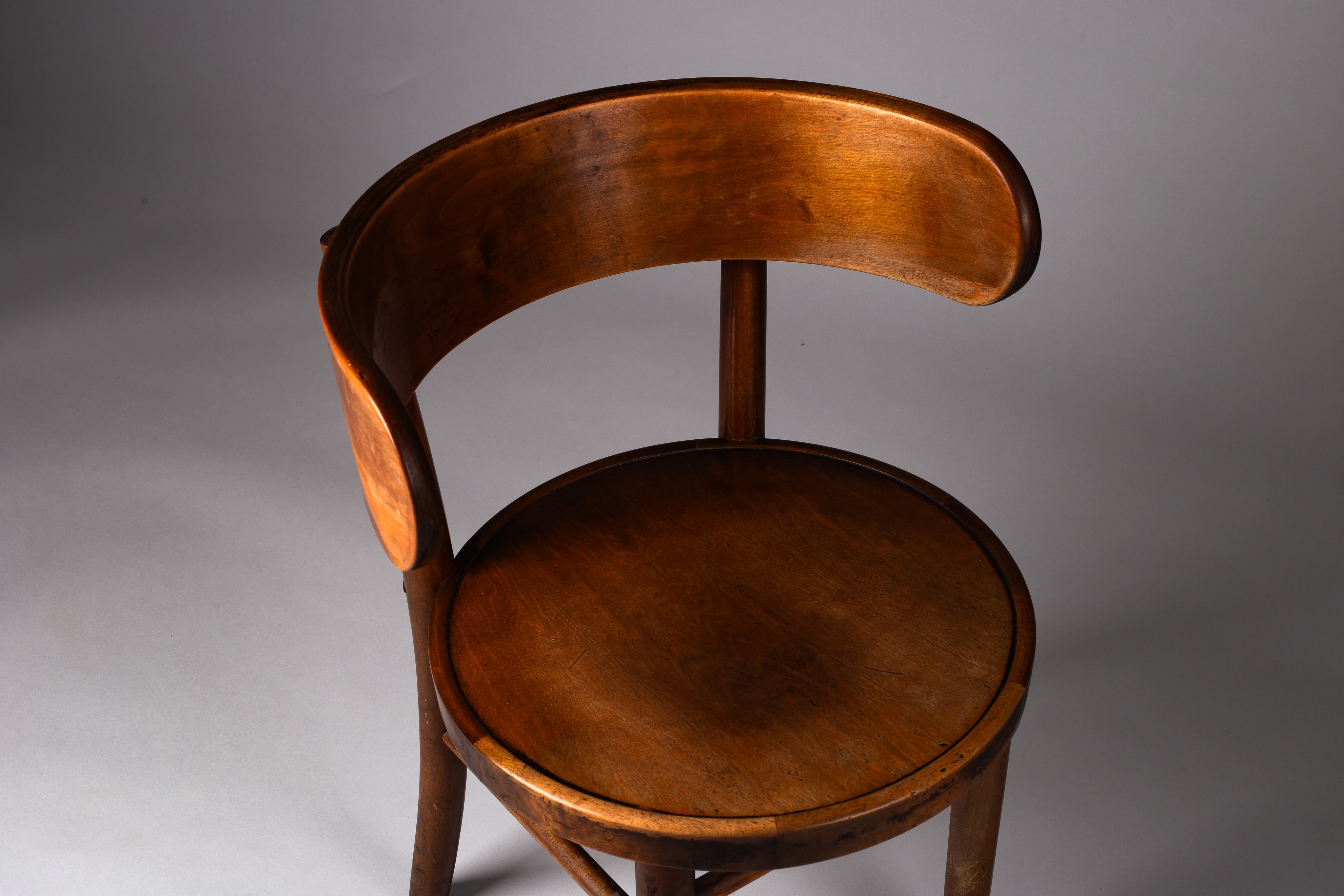 Werner_West_W1_Bentwood_Chair,_Finland_1930s