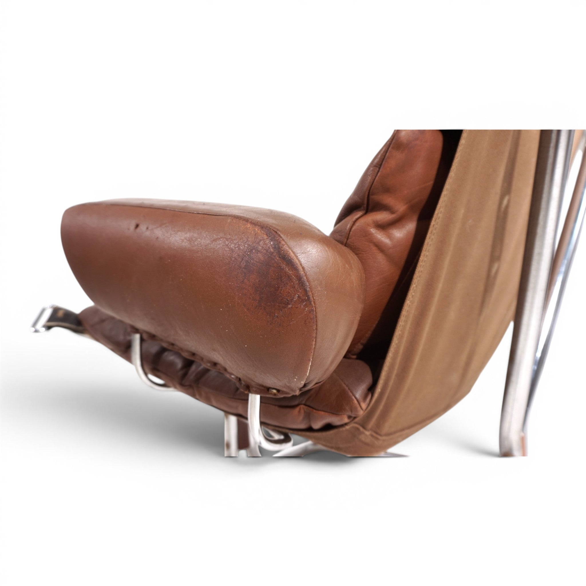 Harald_Relling_Wing_Lounge_Chair_for_Westnofa_in_Leather_and_Chrome,_Norway_1970s
