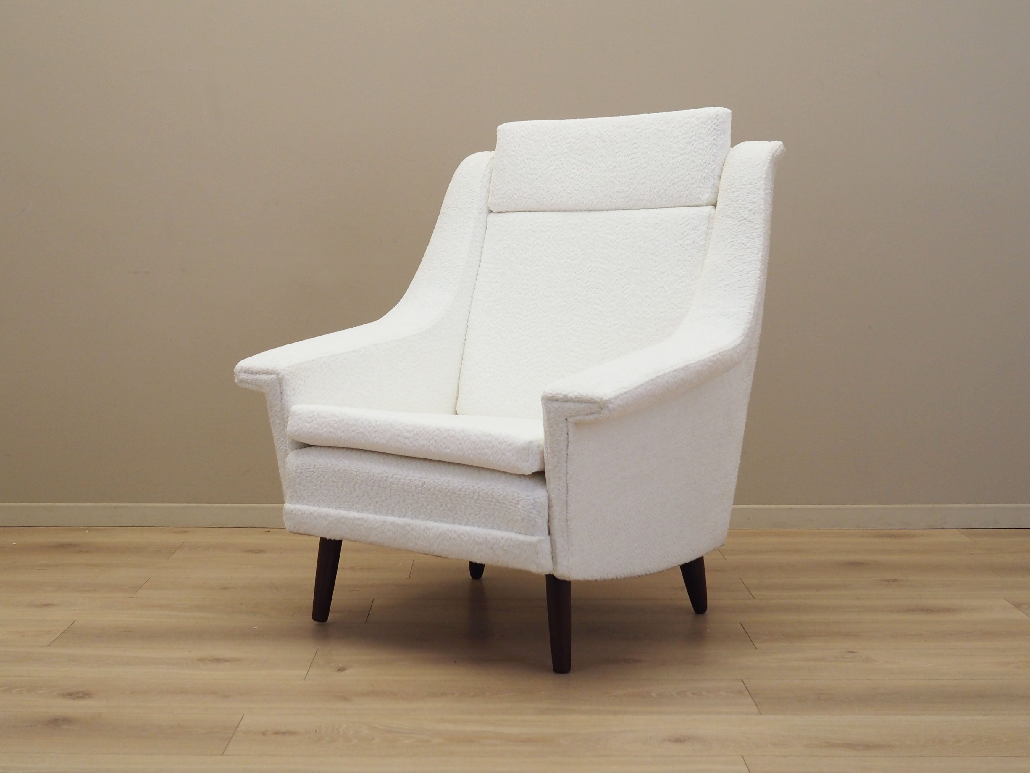 Danish_Modern_White_Armchair_with_Fabric_Upholstery,_1970s,_Denmark