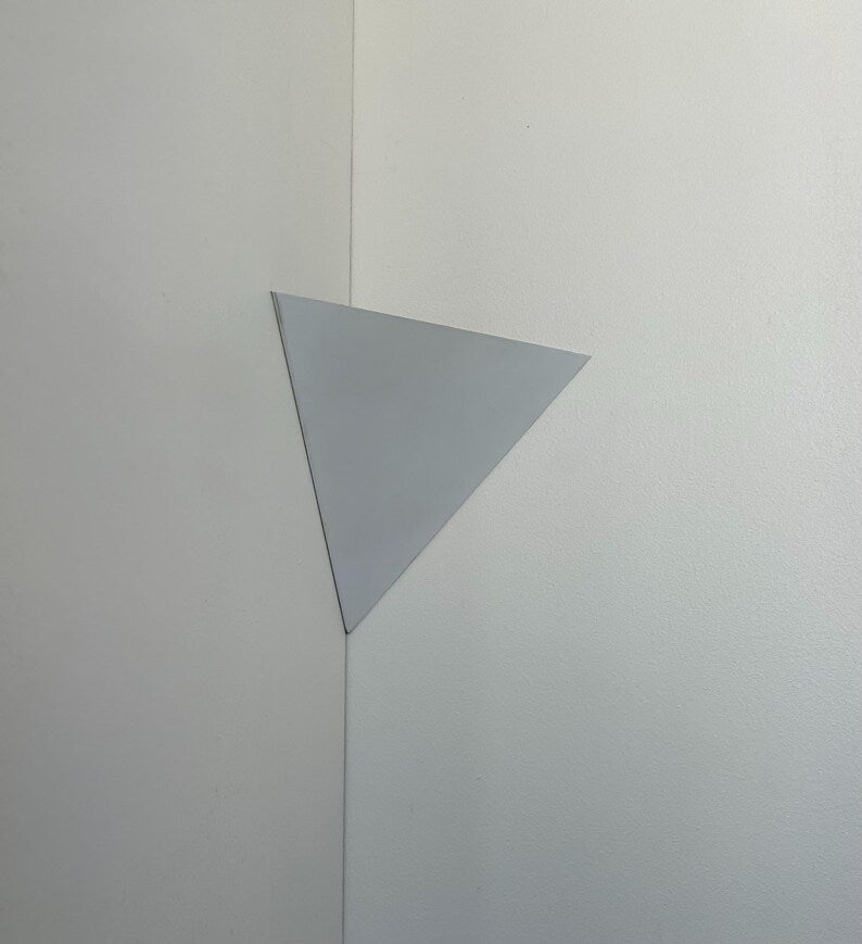 White_Lacquered_Metal_Corner_Wall_Sconce,_France_1970s–1980s