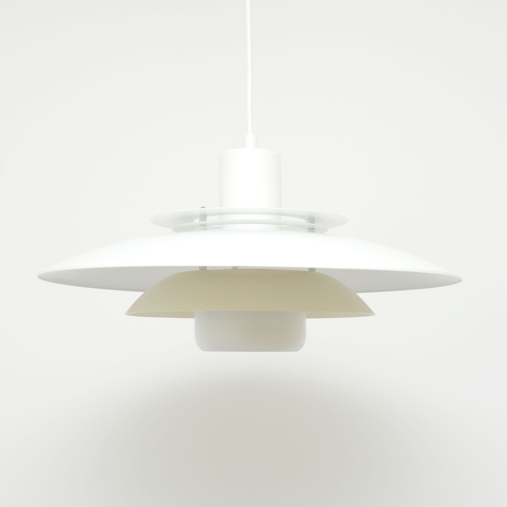 Scandinavian_“Sierra”_Pendant_Lamp_in_White,_Denmark_1970s
