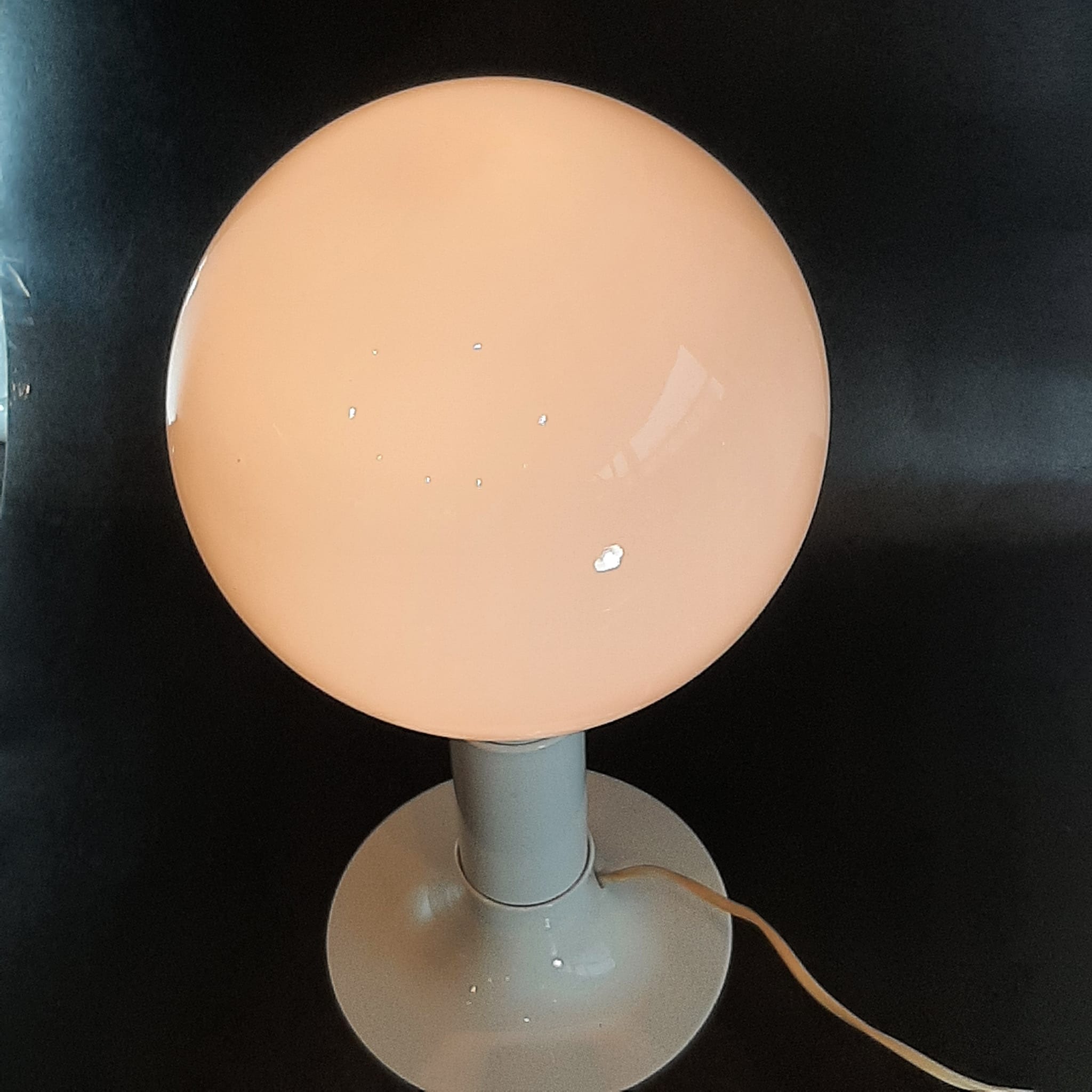 Woja_Opaline_Glass_Space_Age_Table_Lamp,_Netherlands,_1970s