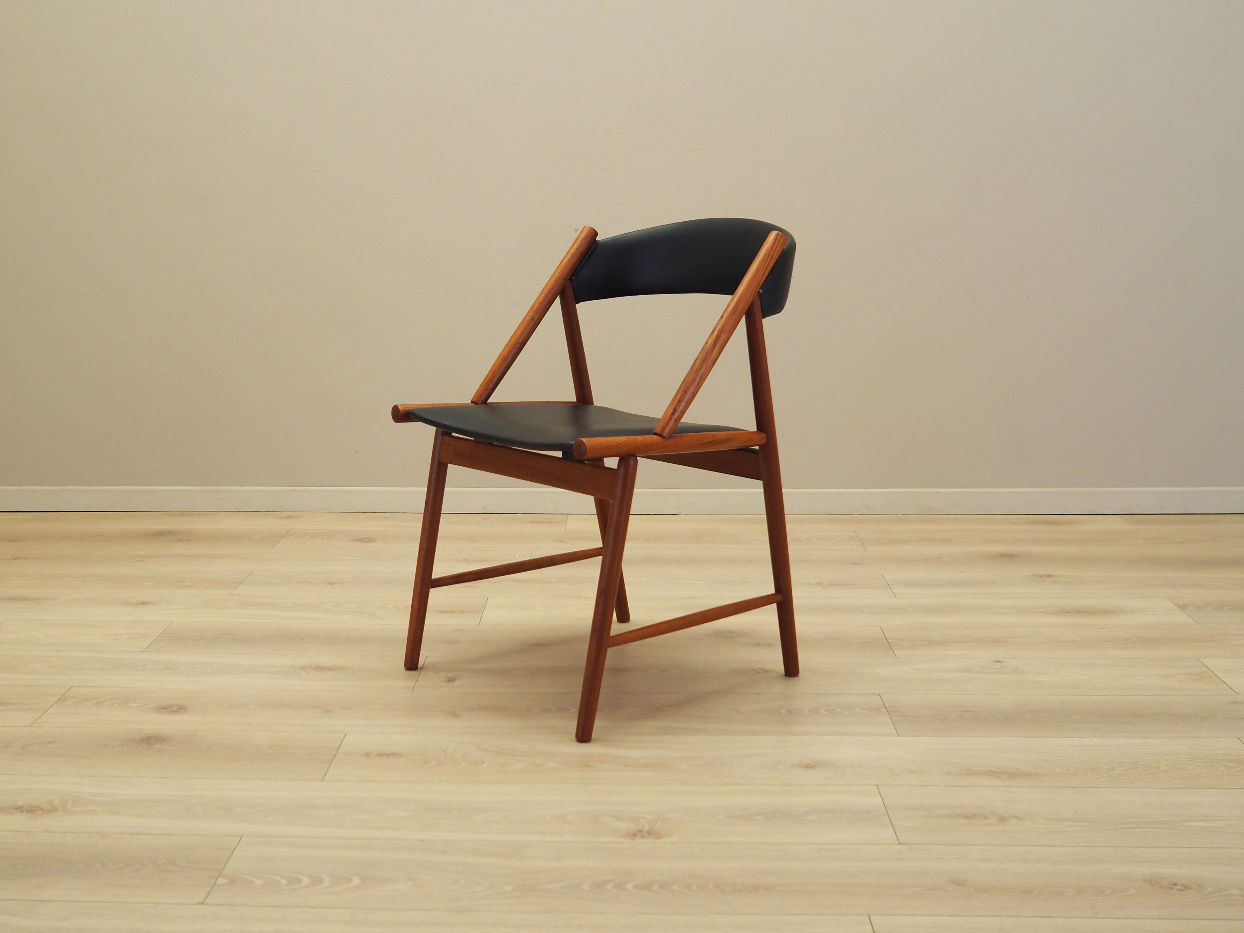 Wood_Chair,_Solid_Teak,_1970s,_Denmark