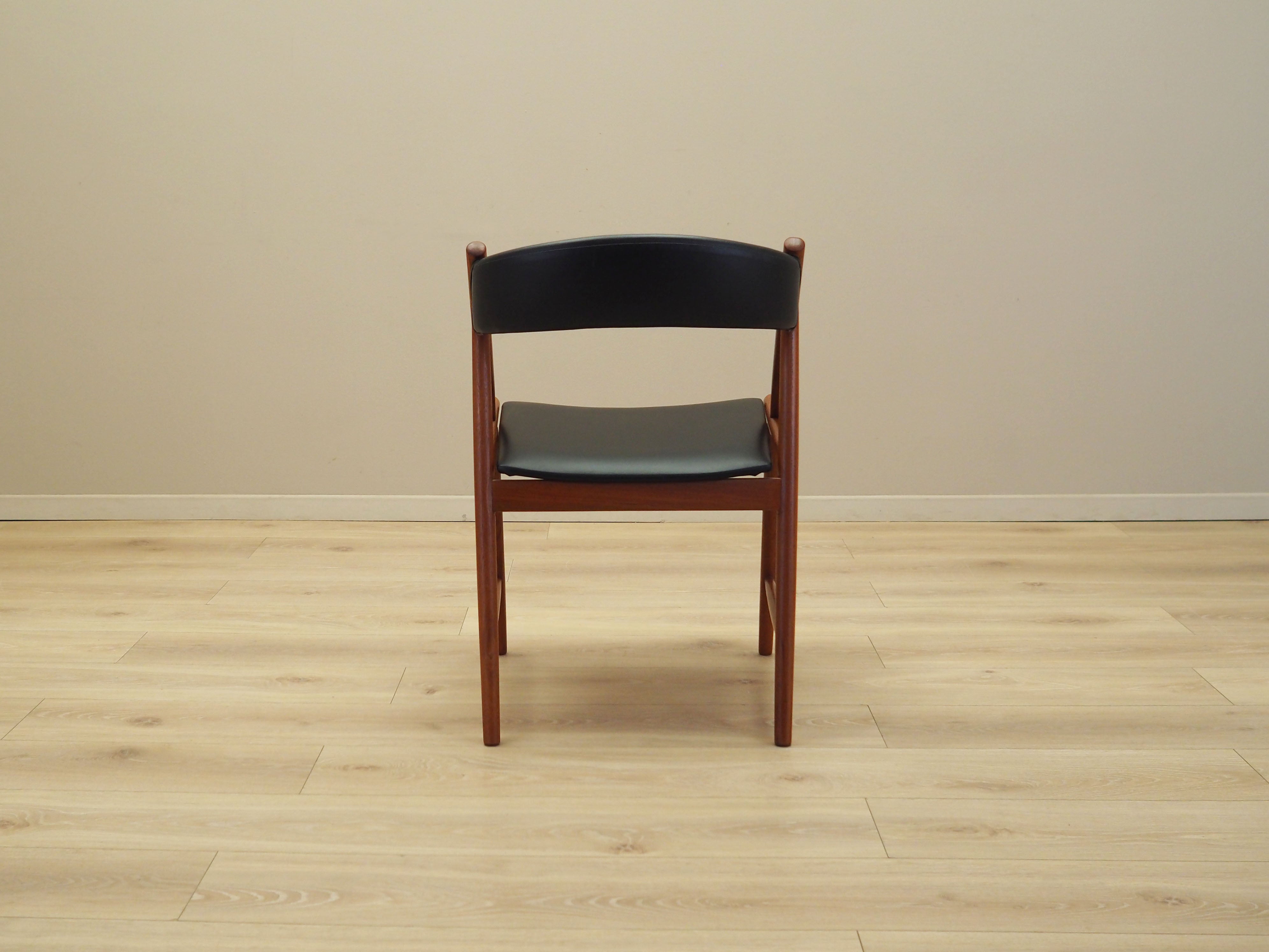 Wood_Chair,_Solid_Teak,_1970s,_Denmark
