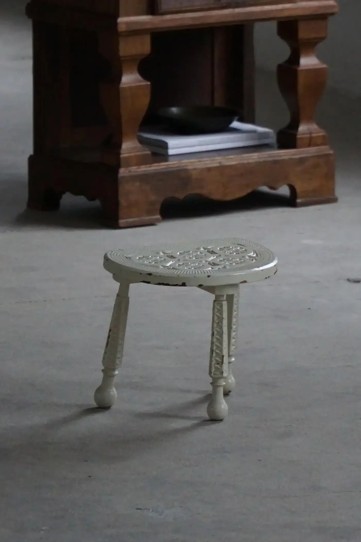 Wooden_Tripod_Stool_with_Carved_Details,_Rustic_Scandinavian_Design
