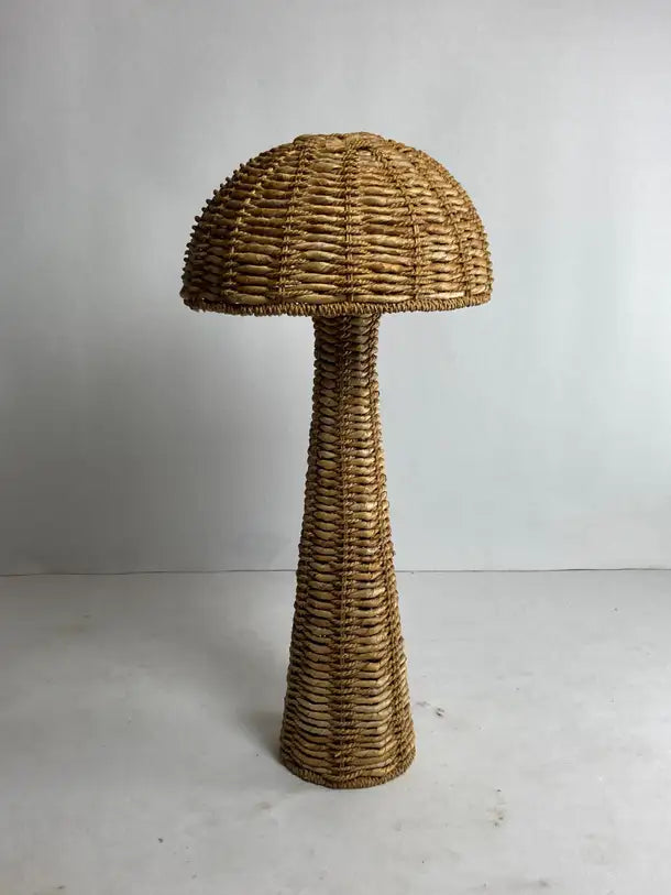 Woven_Banana_Leaf_Mushroom_Floor_Lamp,_1960s–1970s,_Europe