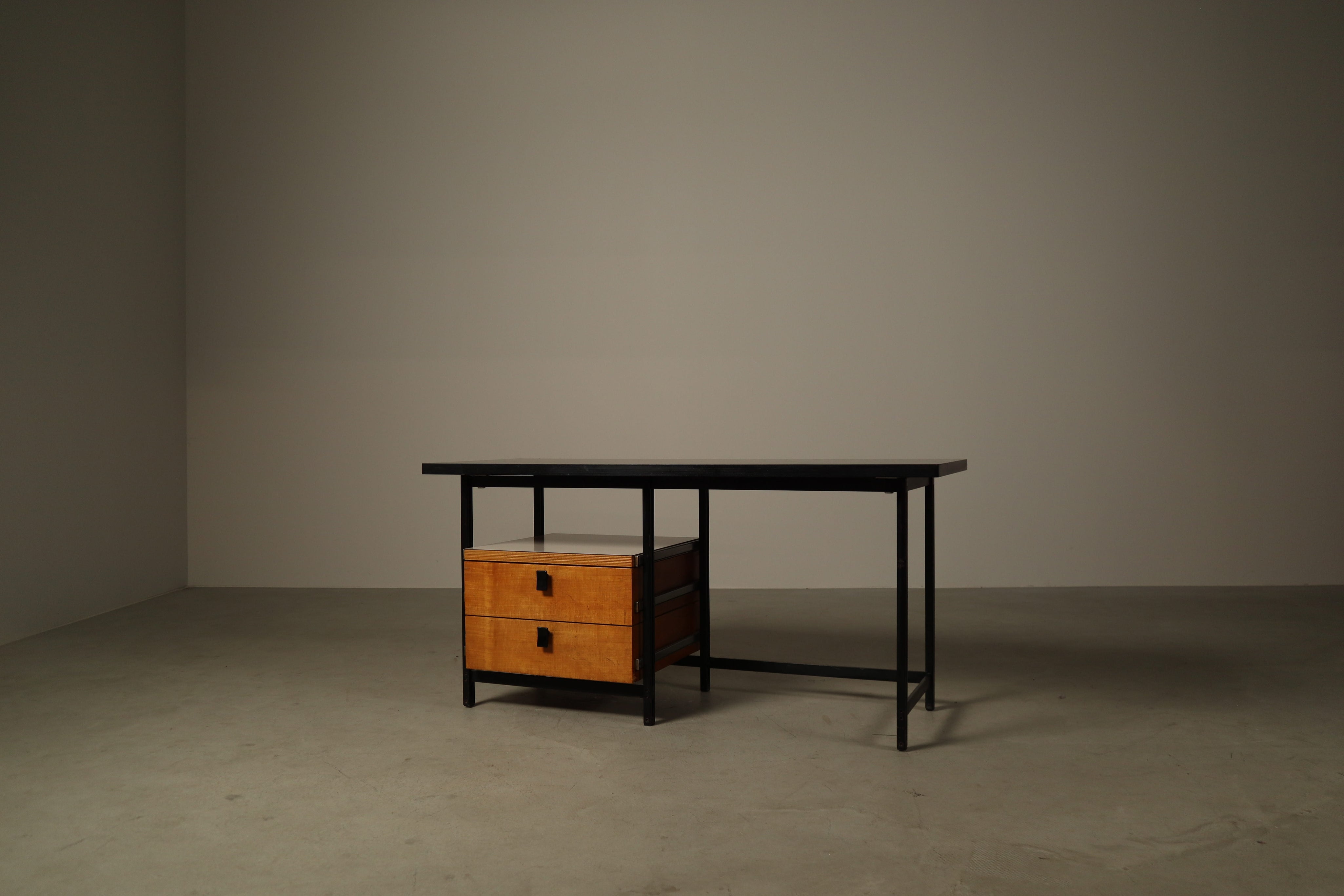 Jules_Wabbes_Writing_Desk_for_Mobilier_Universel,_Belgian_Mid_Century_Modern_Desk,_1960s
