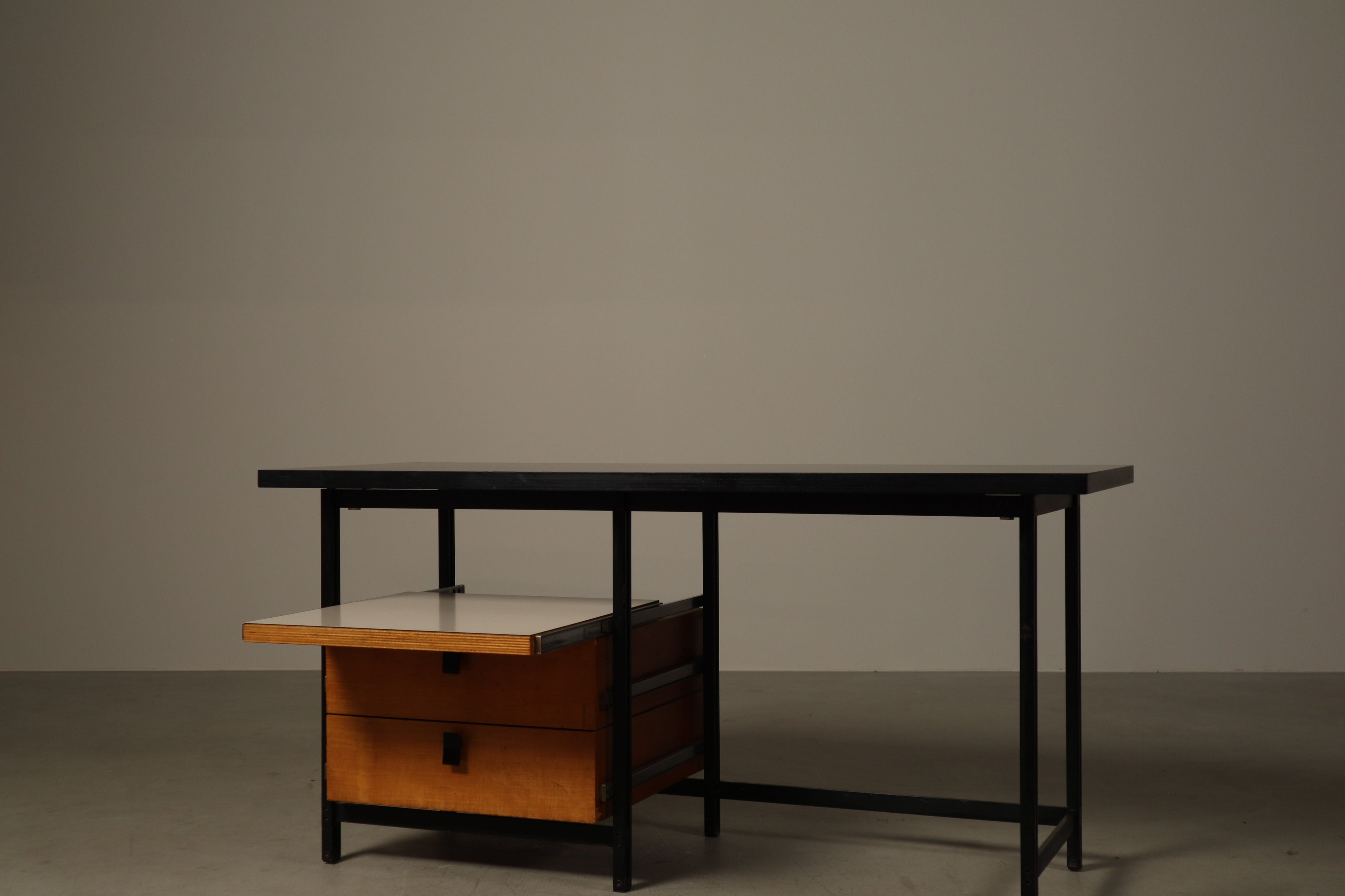 Jules_Wabbes_Writing_Desk_for_Mobilier_Universel,_Belgian_Mid_Century_Modern_Desk,_1960s