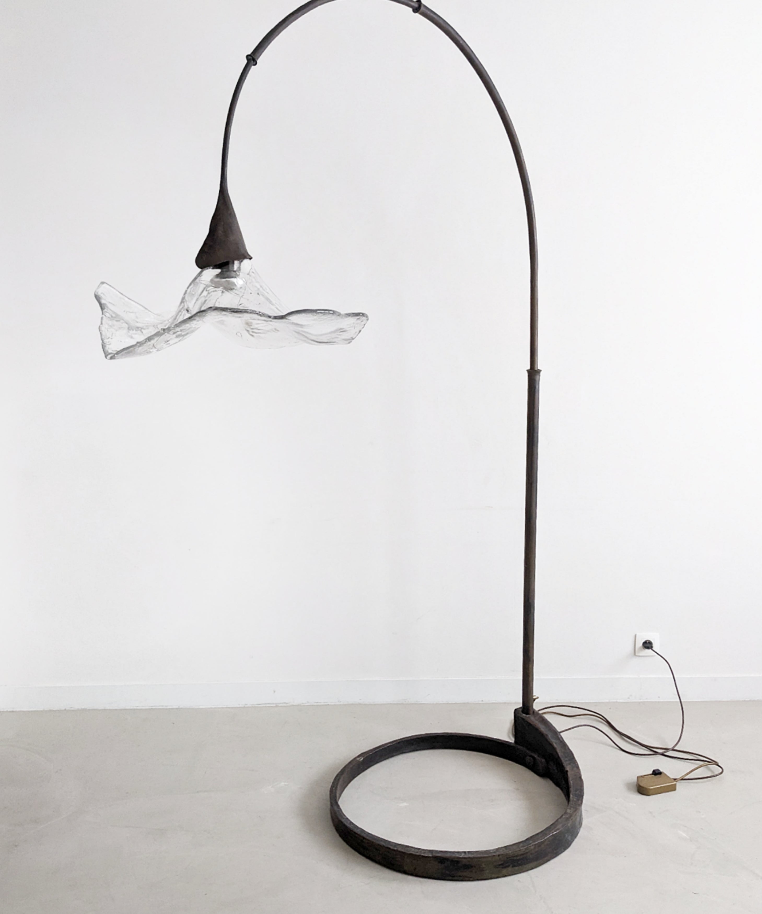XL_Bronze_Flower_Shaped_Floor_Lamp_by_Lothar_Klute_1980's