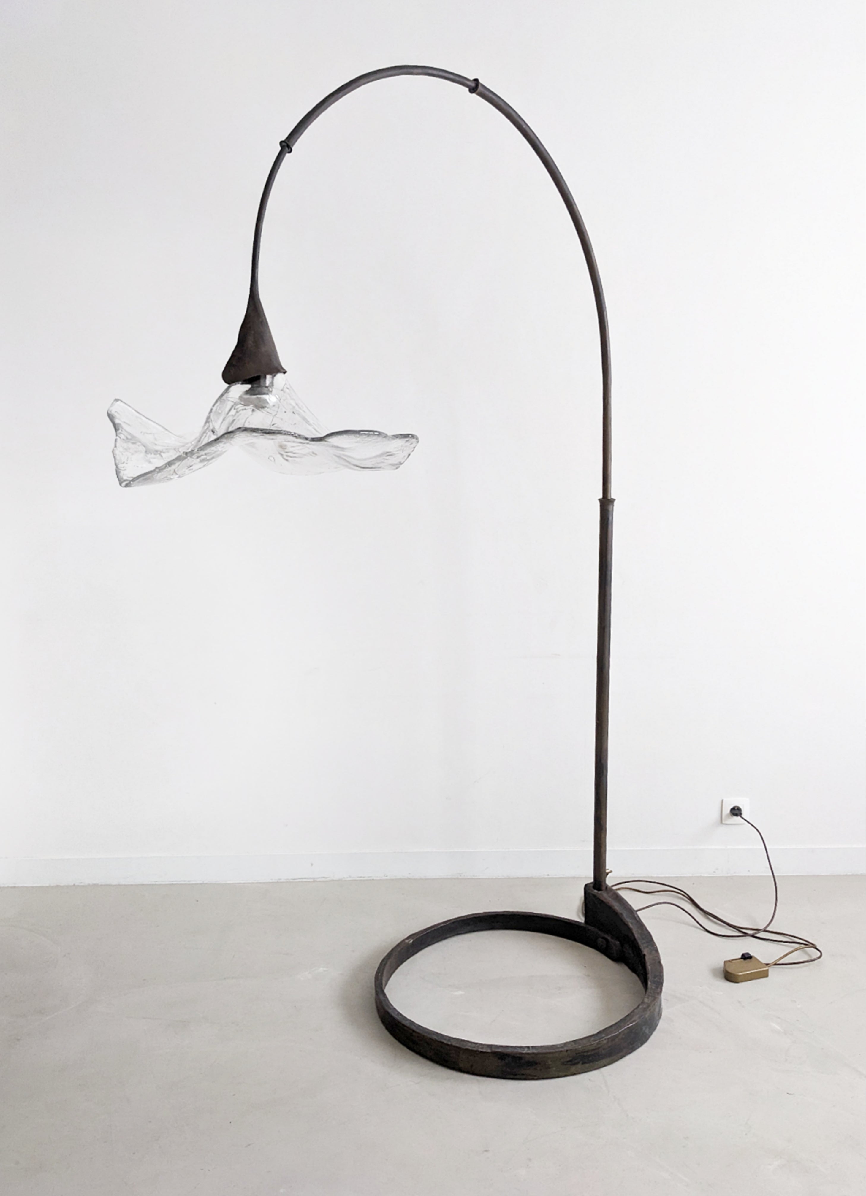 XL_Bronze_Flower_Shaped_Floor_Lamp_by_Lothar_Klute_1980's