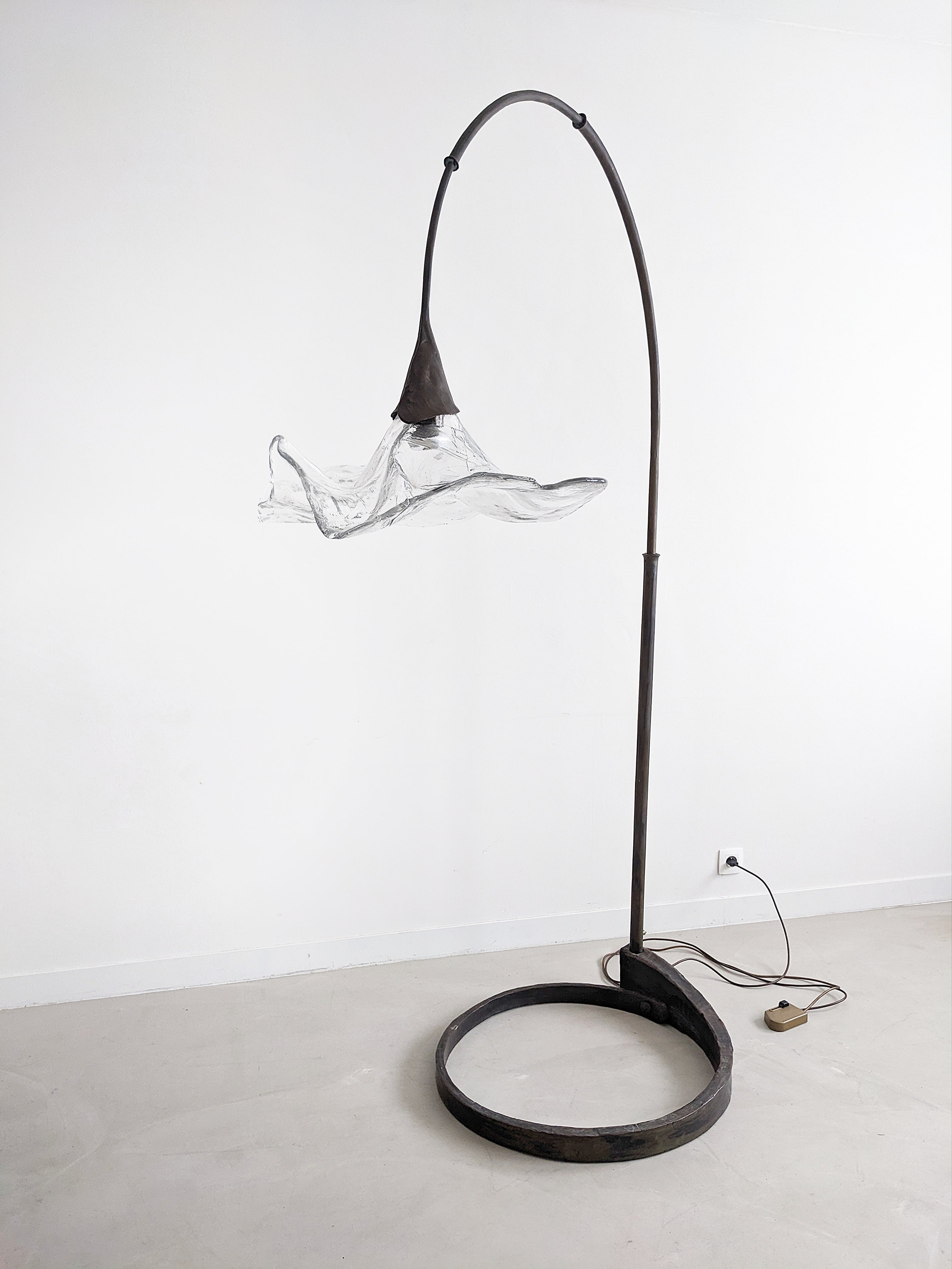 XL_Bronze_Flower_Shaped_Floor_Lamp_by_Lothar_Klute_1980's