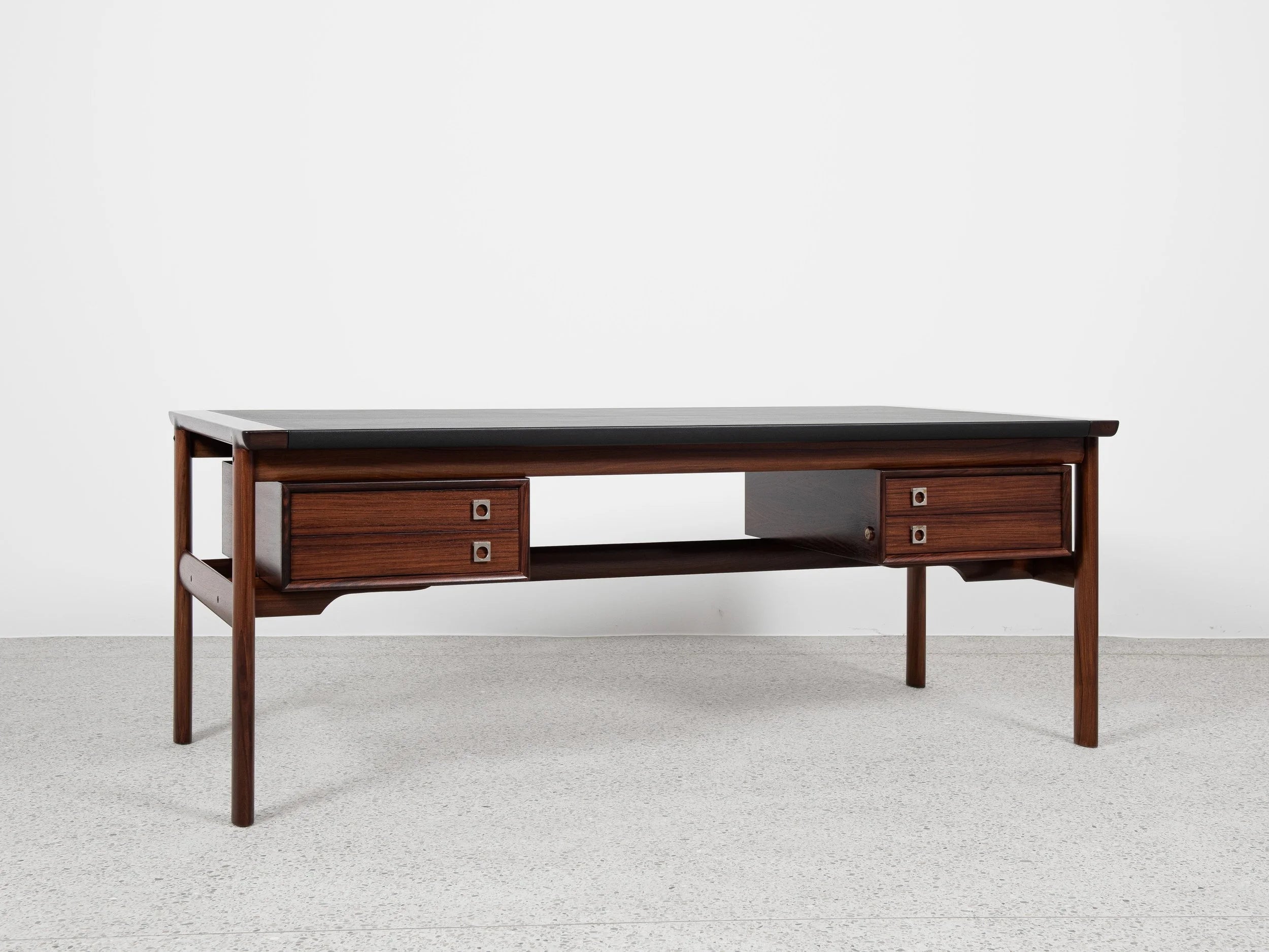 XL_Desk_by_Arne_Vodder_for_Sibast,_Rosewood_&_Black_Leather,_1960s,_Denmark