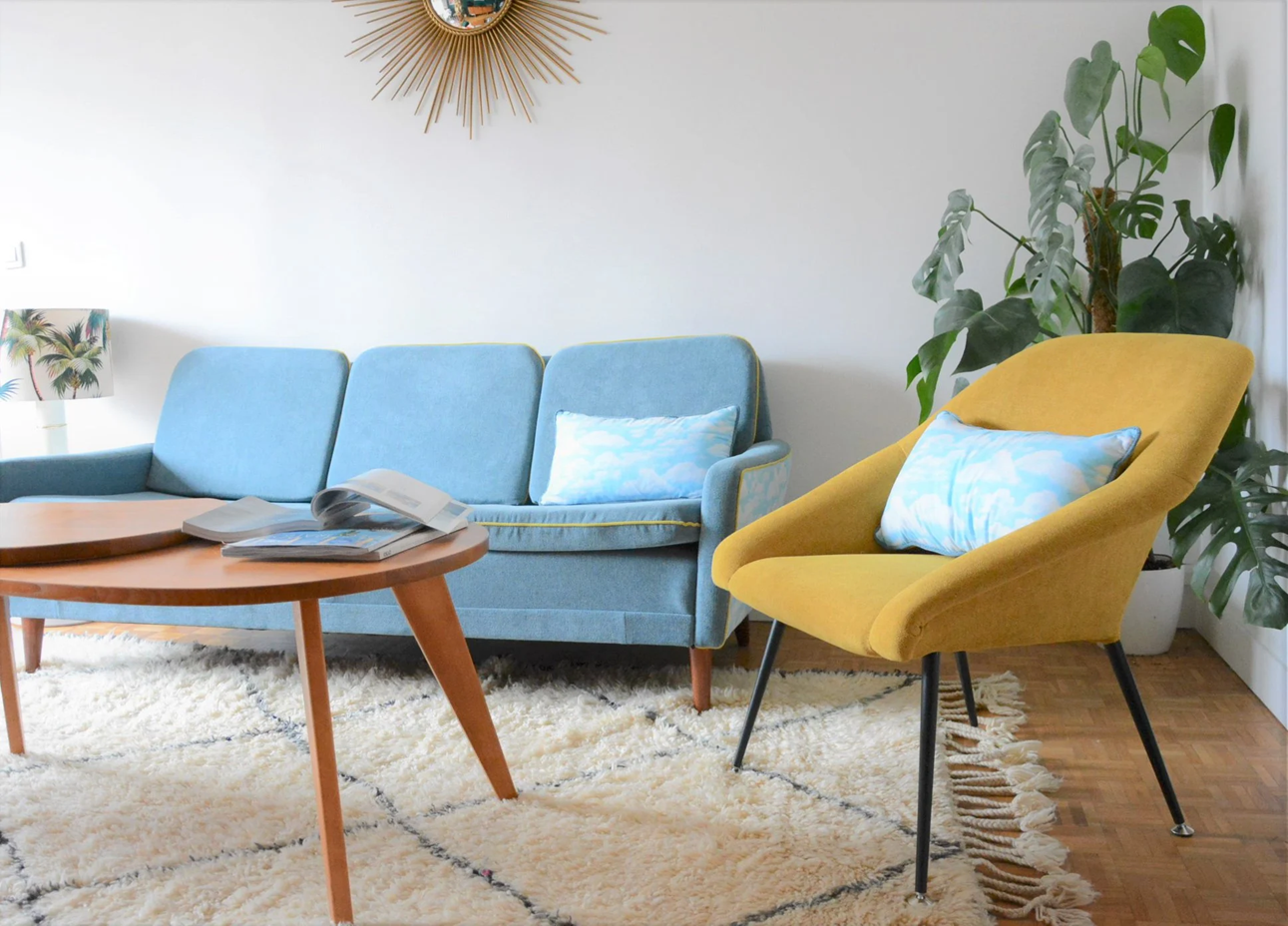 Yellow_shell_chair_1970s