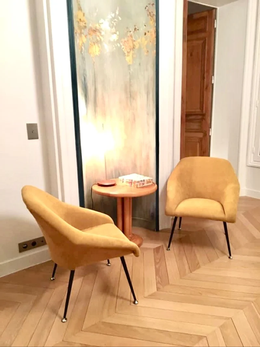 Yellow_shell_chair_1970s