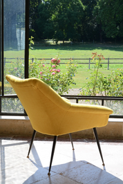 Yellow_shell_chair_1970s